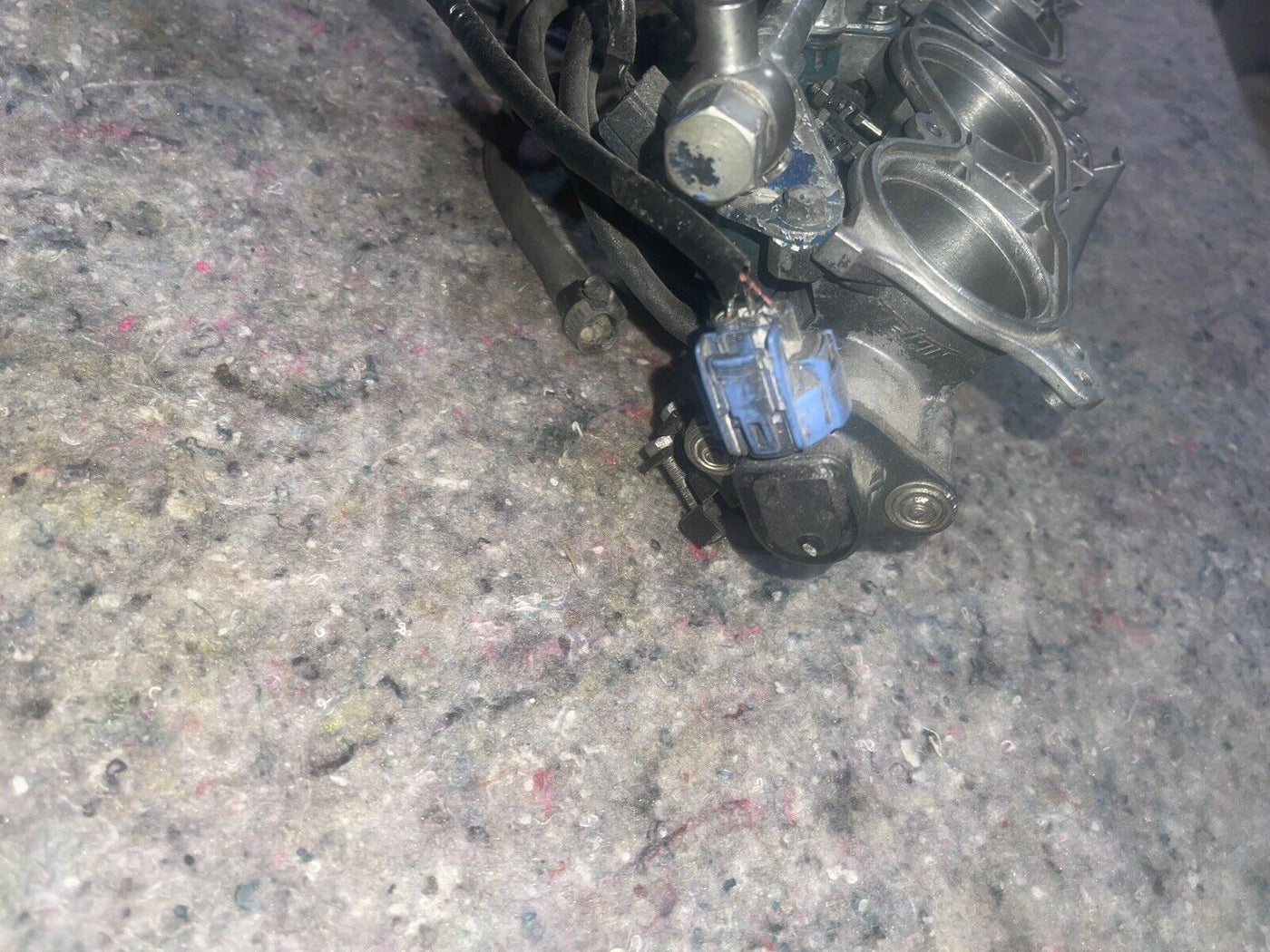 02 03 HONDA CBR 954 THROTTLE BODIES CARBS