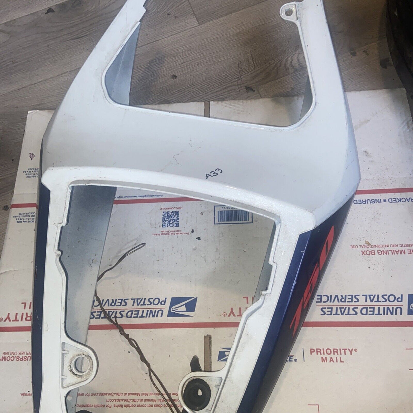 2004 Suzuki GSXR 750 Rear Back Tail Fairing Cowl