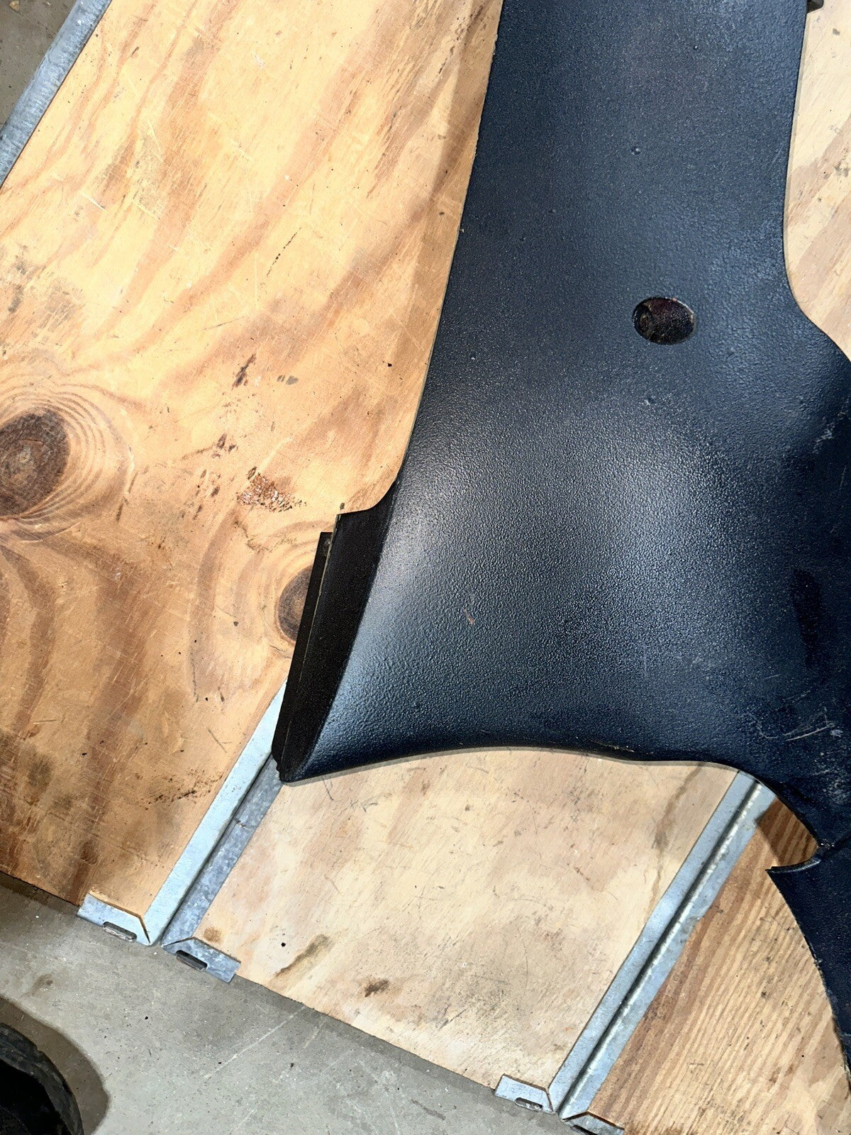2008 08 08-16 Yamaha R6 R6R Right Side Lower Cowl Fairing 2C0-28395-00 Black 