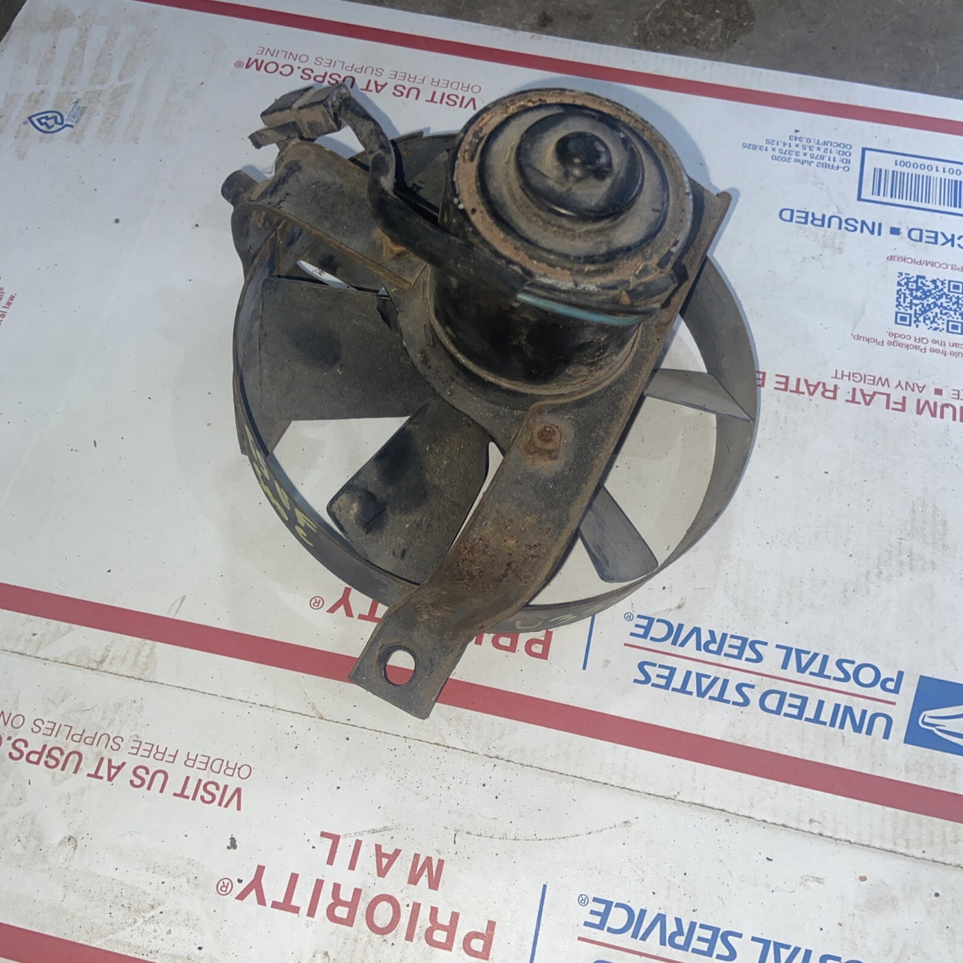 1985 Honda VF Radiator Fan VF500C