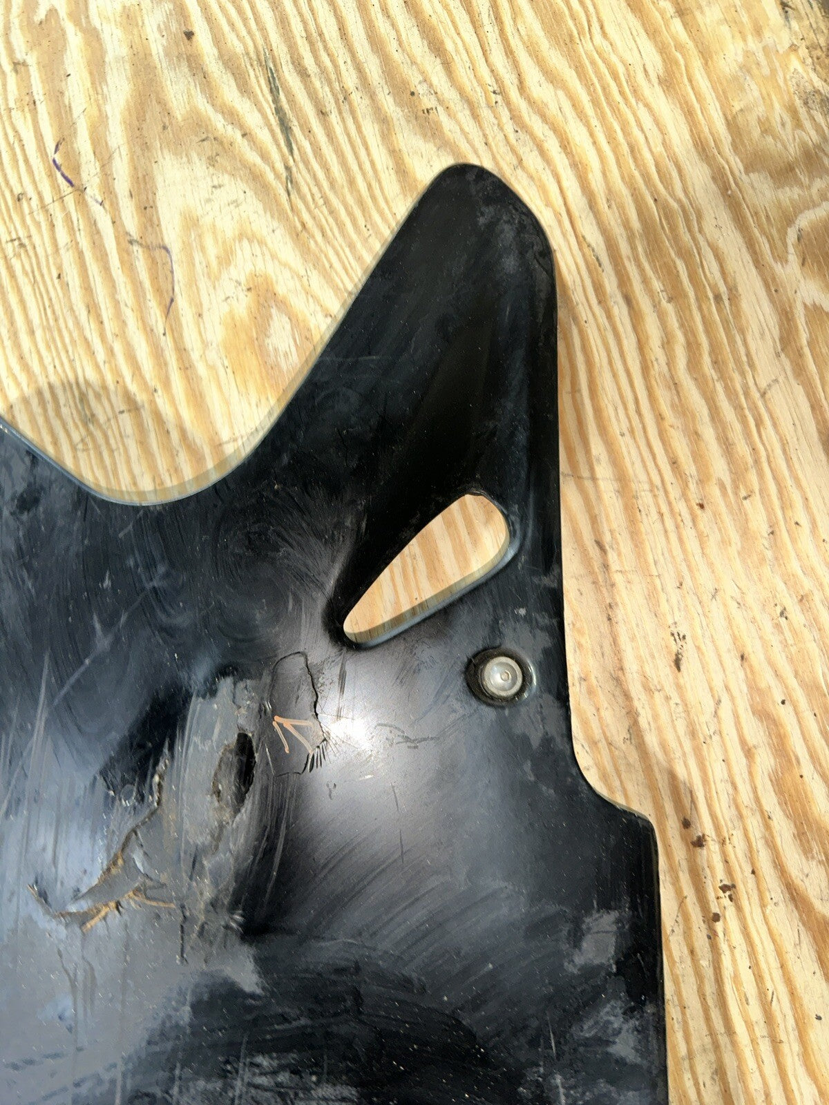 Suzuki 1992 1993 GSXR750 GSXR600 OEM Left Lower Cowl Cowling Fairing Panel