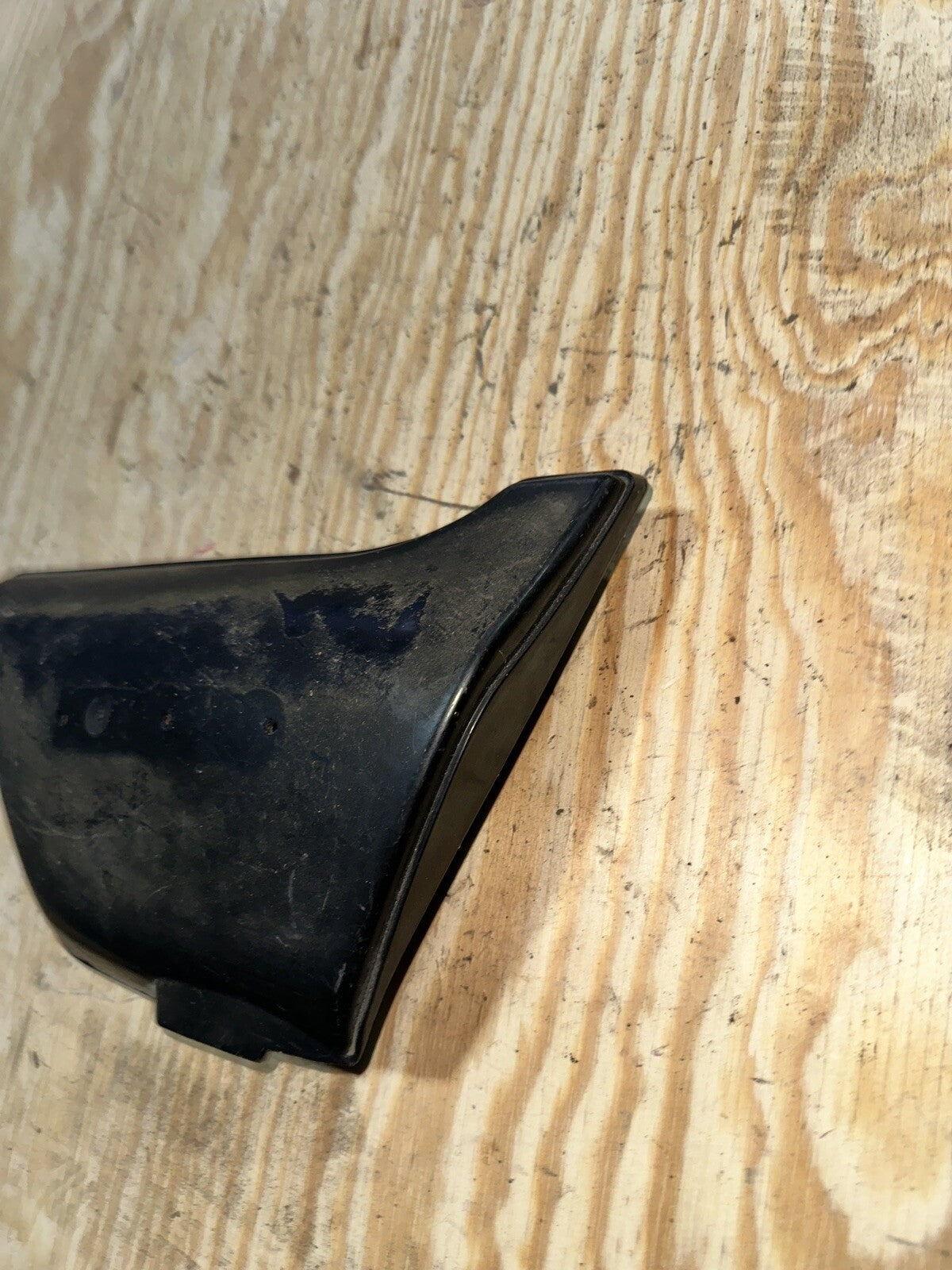 1977 - 1979 Kawasaki KZ650 OEM Right Side Cover 36007-054