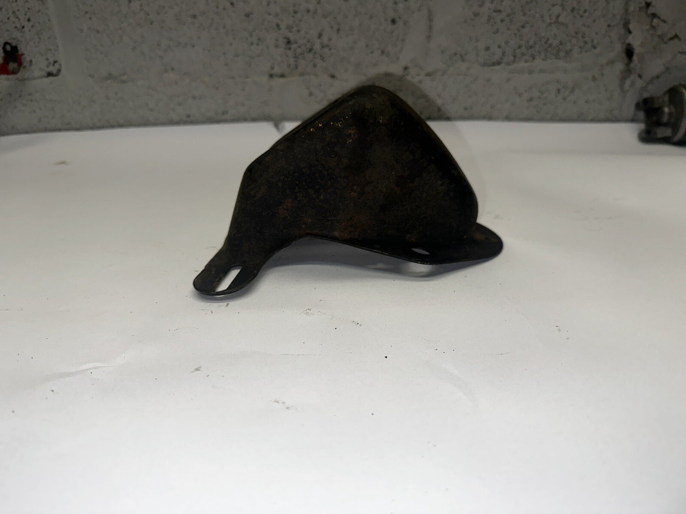 Kawasaki 77-79 KZ650 C & B 1980 KZ650F 1982 KZ440 G KZ taillight bracket