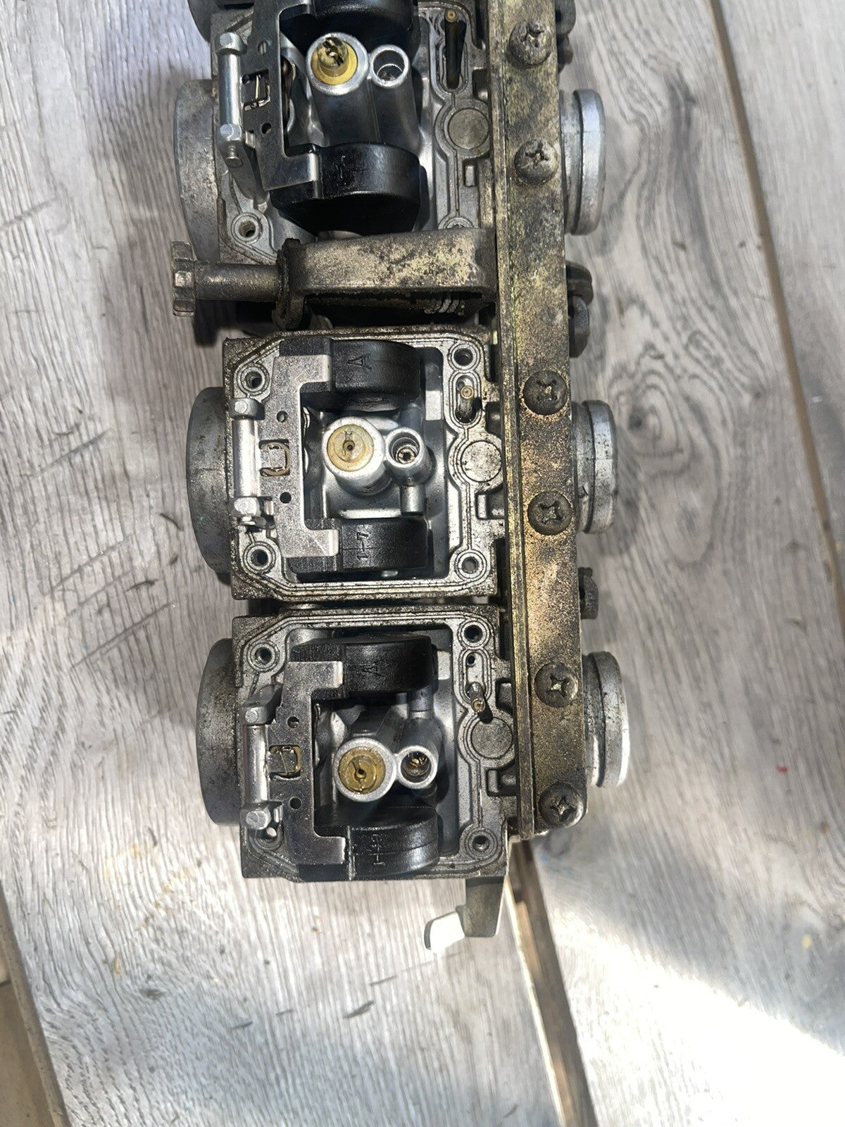 1981 YAMAHA MAXIM XJ550 XJ 550 H CARBURETOR ASSEMBLY