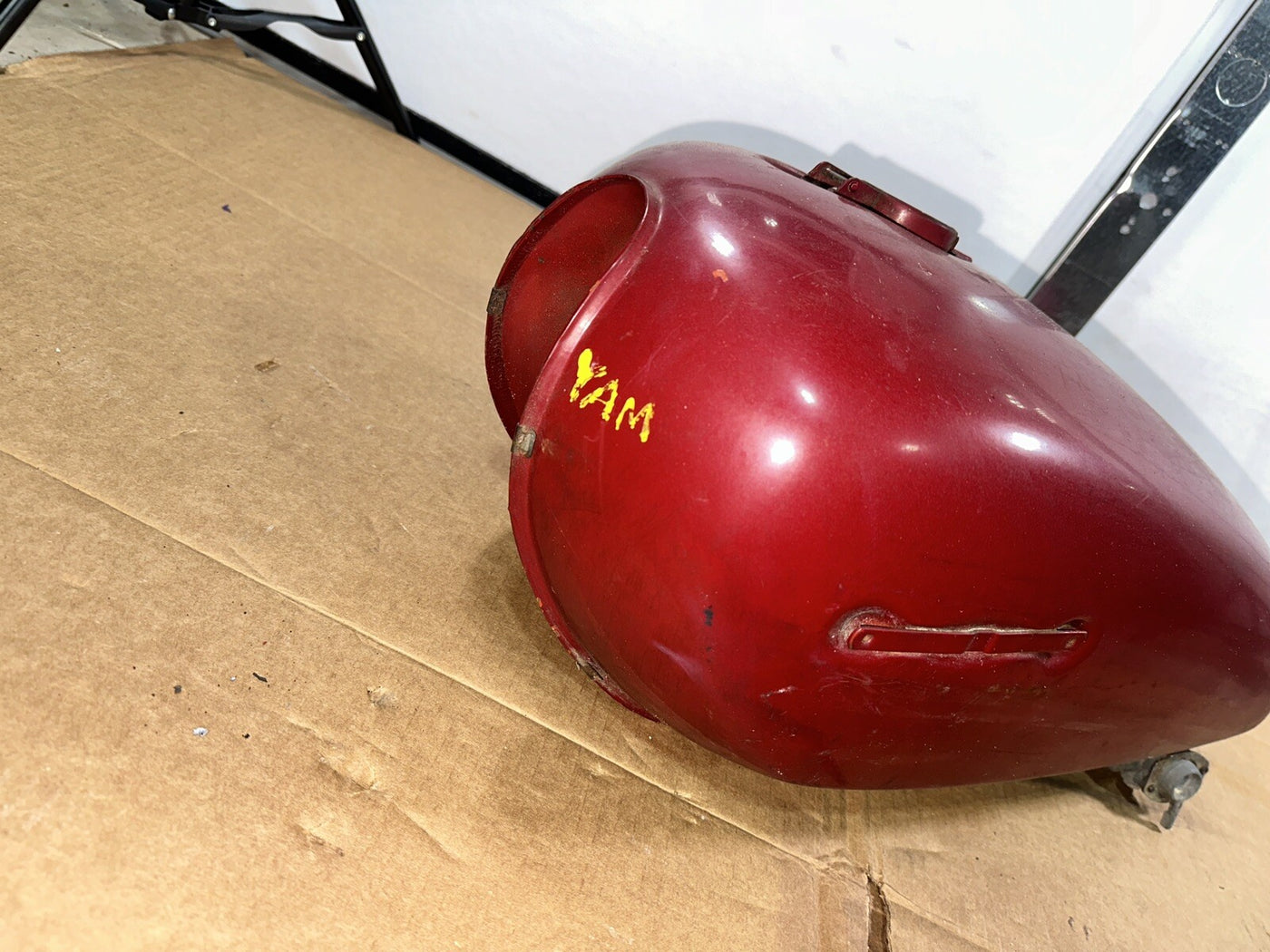 1978 Yamaha XS 650 Gas Fuel Tank 2F0-24110-00-01 1978