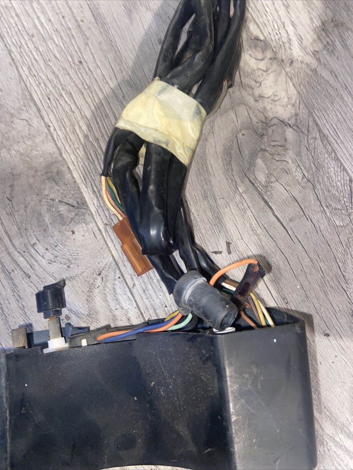 1982 Suzuki GS 650c fuel gauge instrument panel used