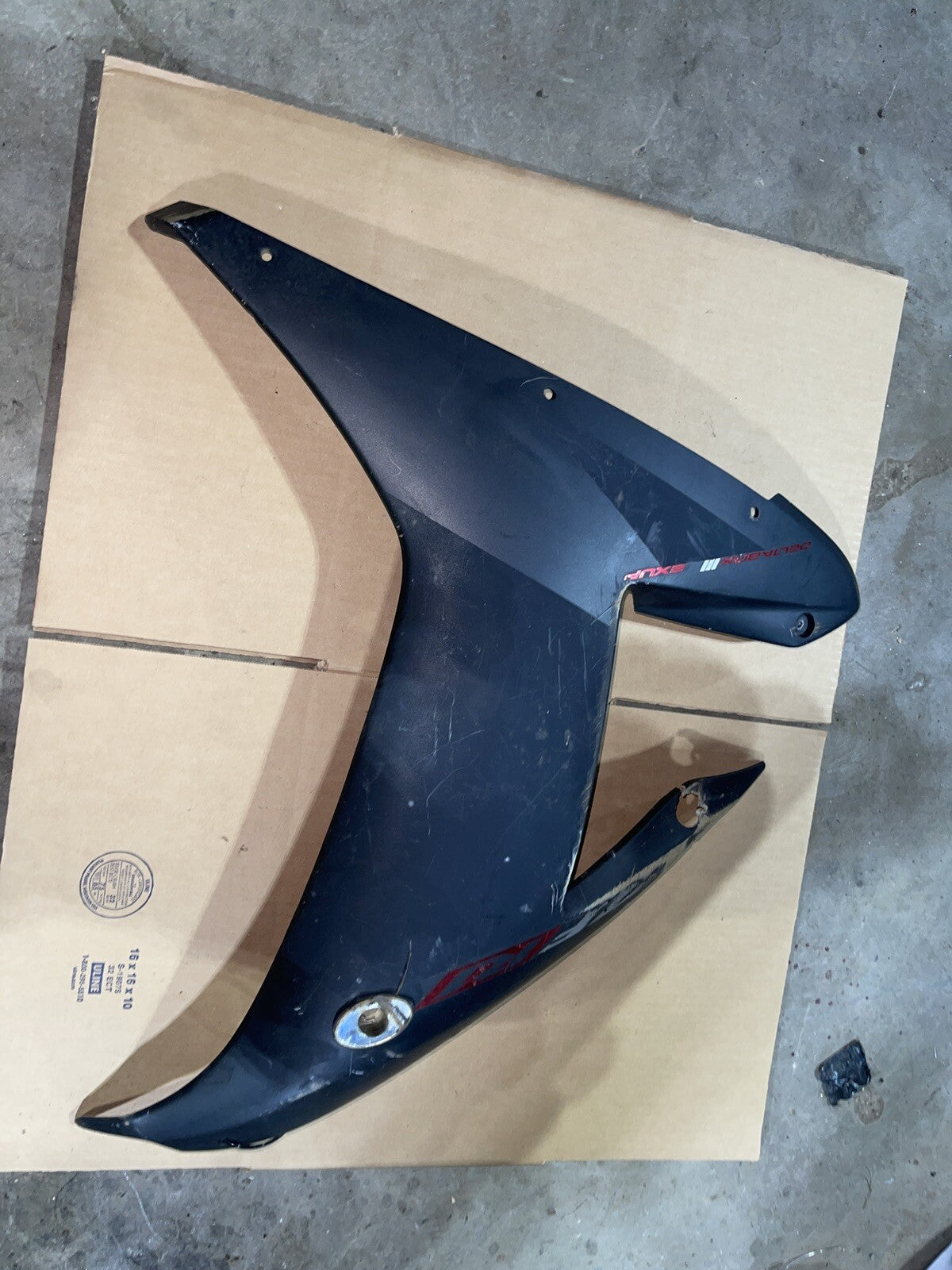 02-03 YAMAHA R1 RIGHT MID SIDE FAIRING COWL PLASTIC OEM BLACK