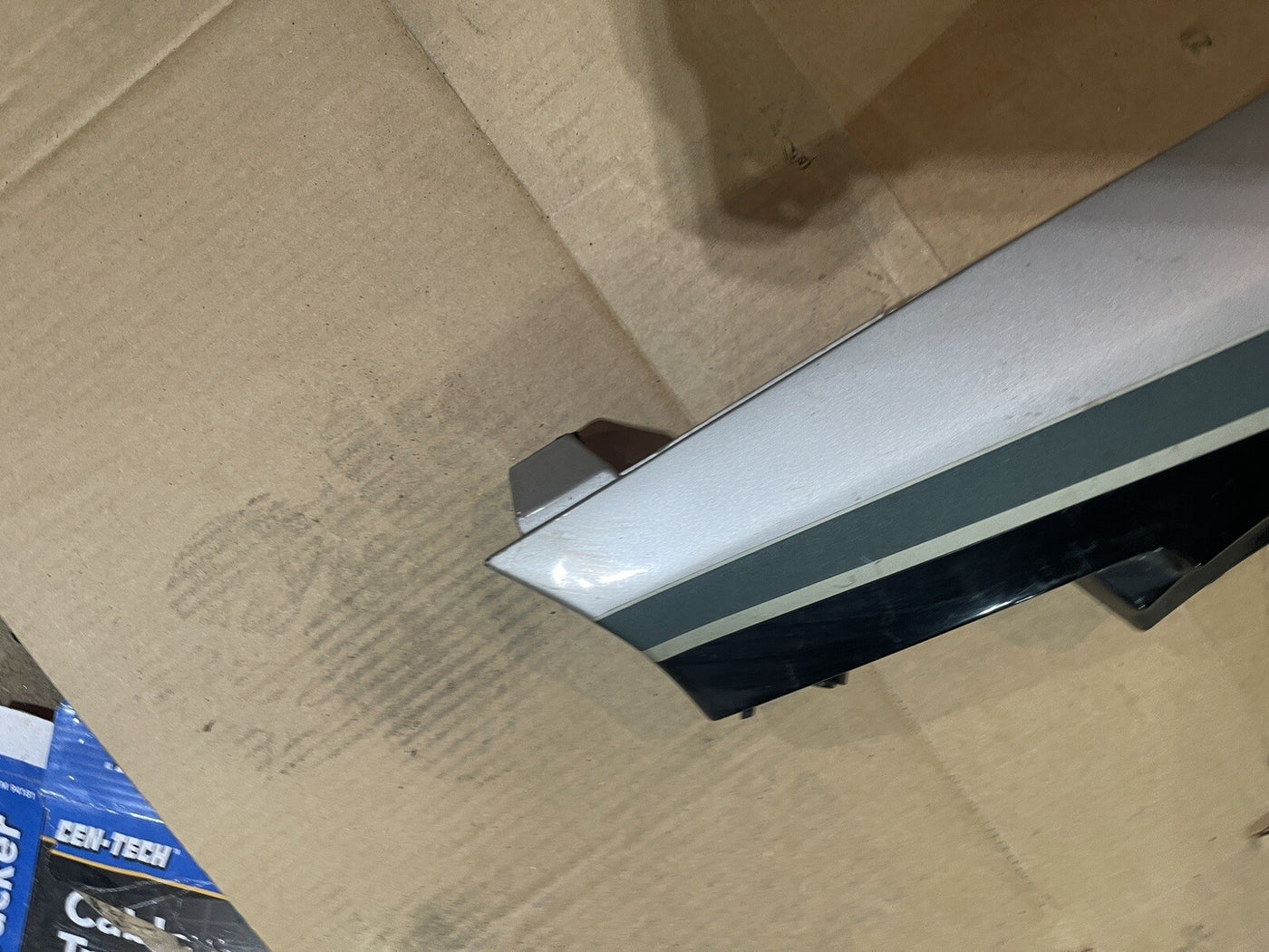 SUZUKI GSX 750 KATANA SIDE FRAME COWL COVER FAIRING