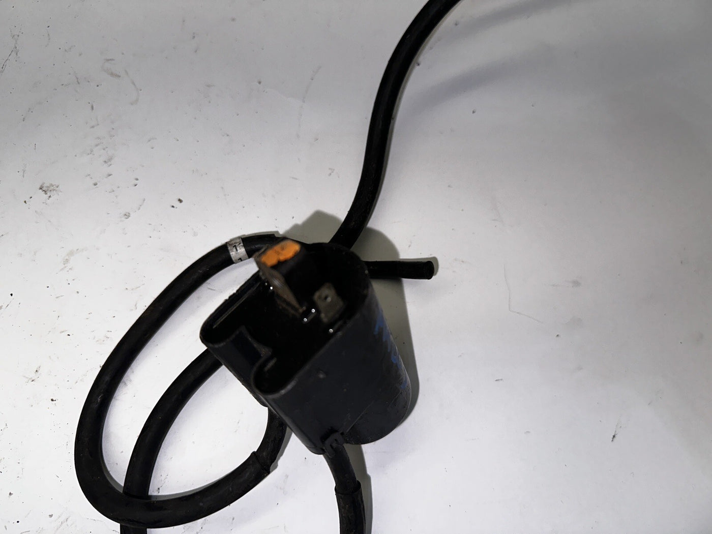 02 Suzuki Katana GSX 600 750 Ignition Coil Plug 129700-2181