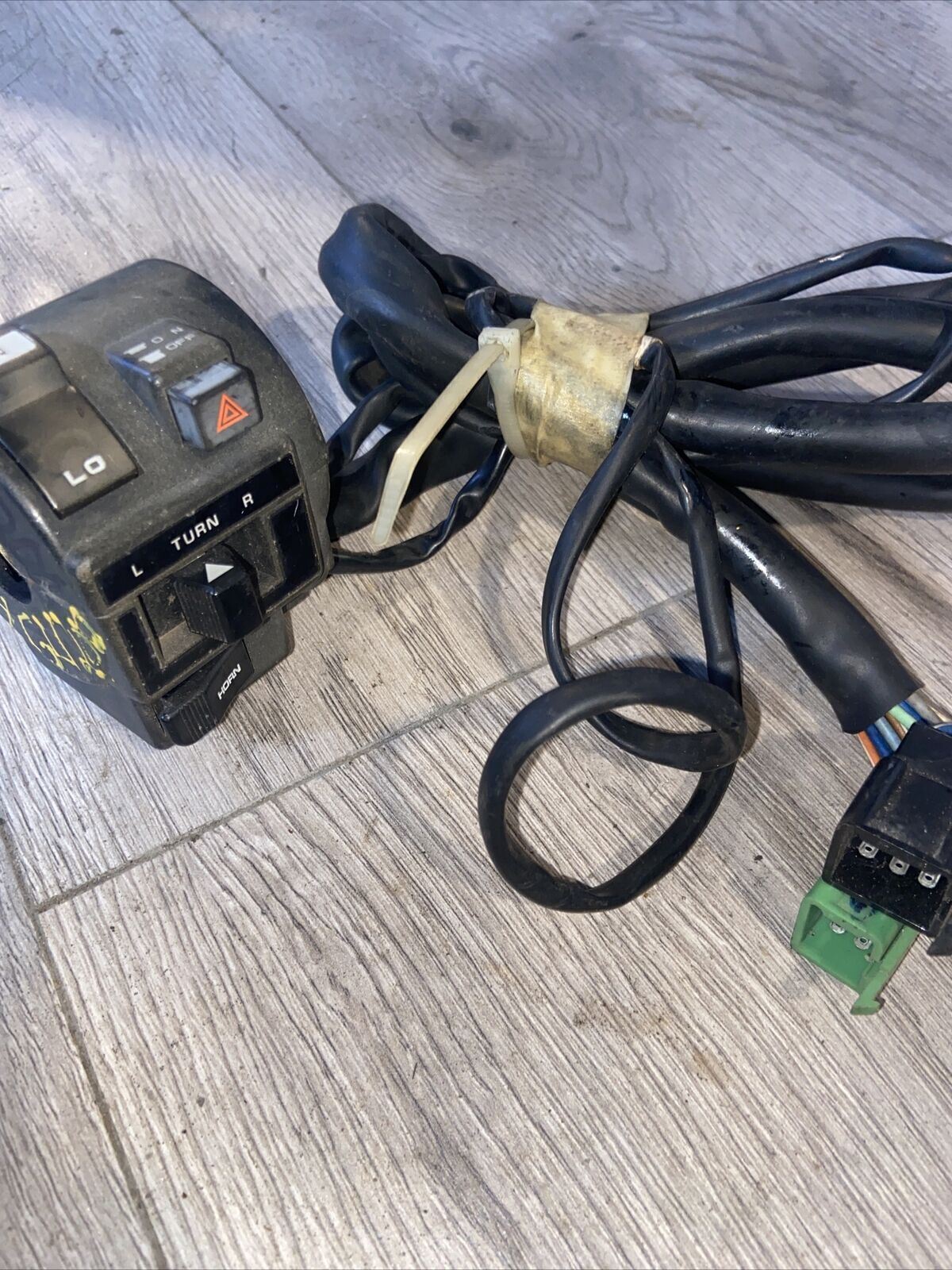 1984 Suzuki GL 1200 GL1200 throttle housing kill switch controls