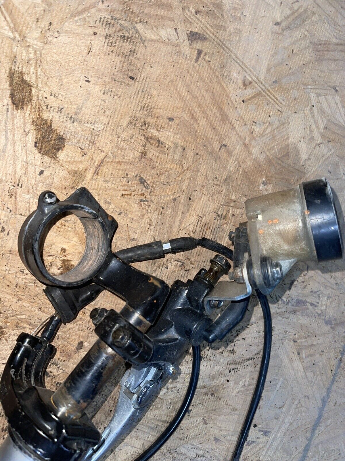 1999 Honda CBR600F4 CBR 600 F4 CBR600 Left Handlebar Mount Brake