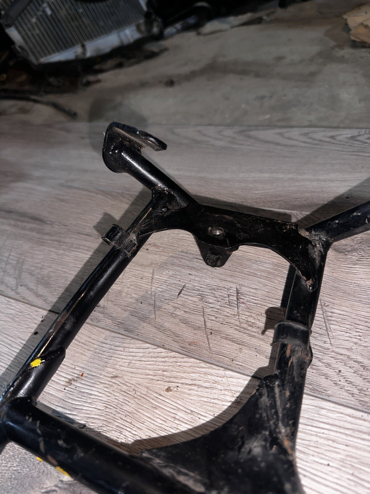 1989 88-89 Kawasaki ZX10 ZX1000 Front Stay Bracket Mount Upper Holder Oem