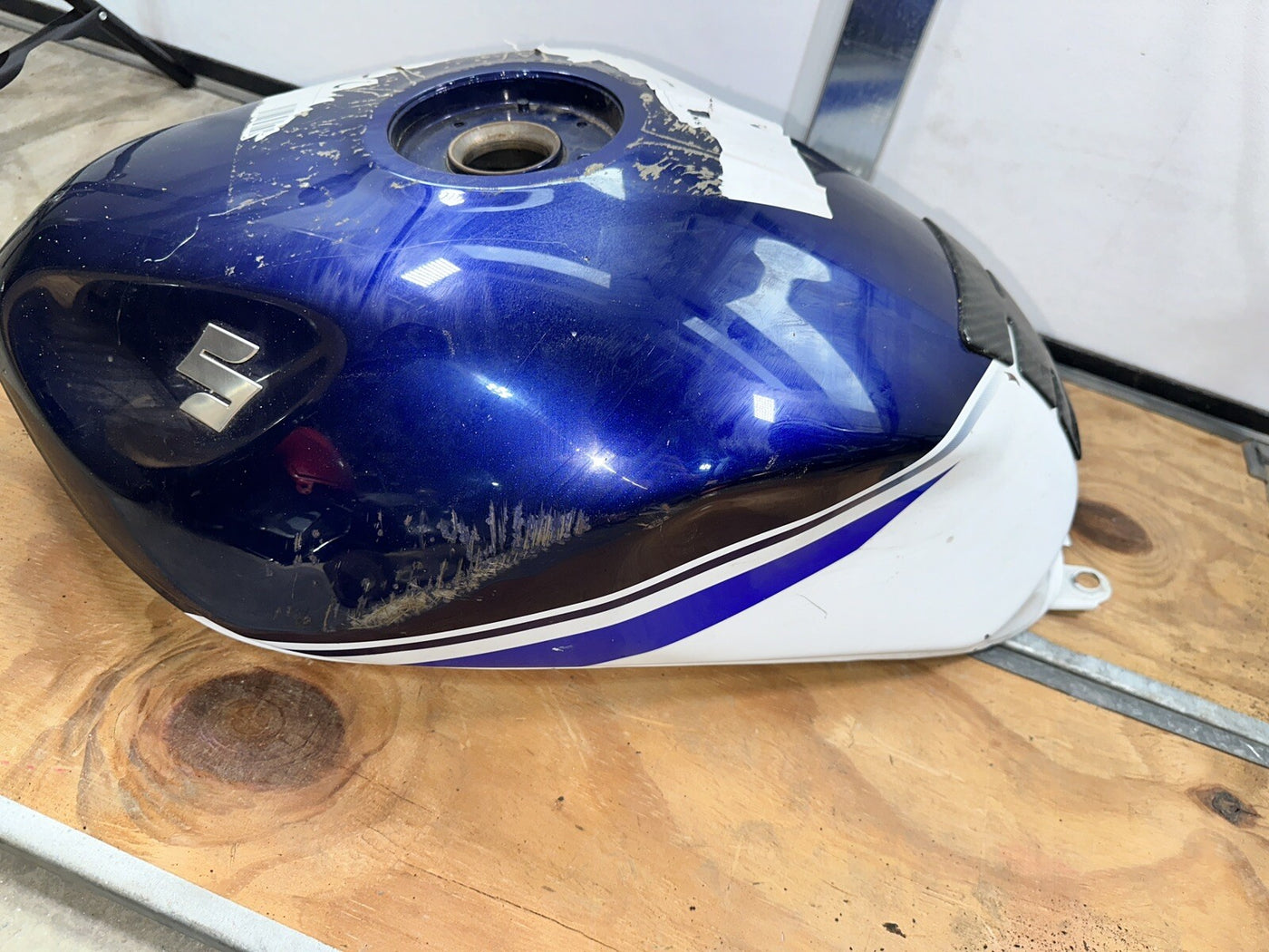 96-00 Bandit 1200S GAS TANK FUEL CELL PETROL RESERVOIR GREEN OEM