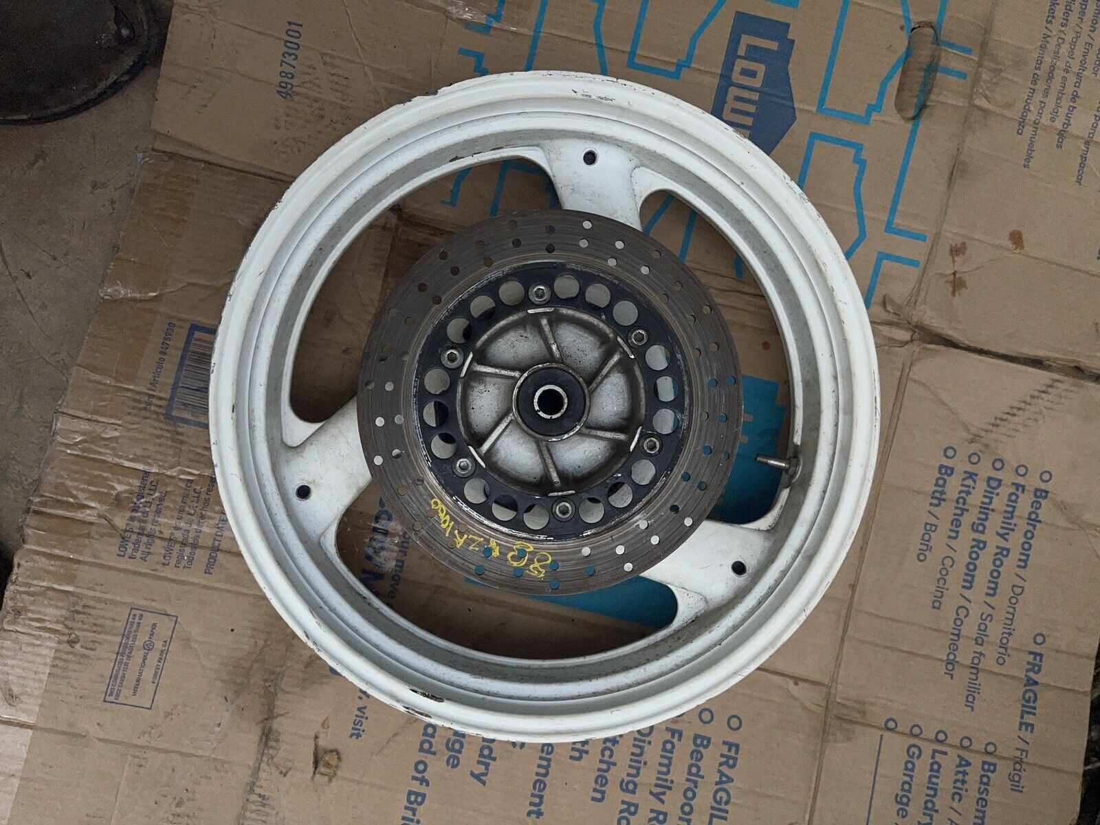 88 Yamaha fzr 1000 rear wheel Rim