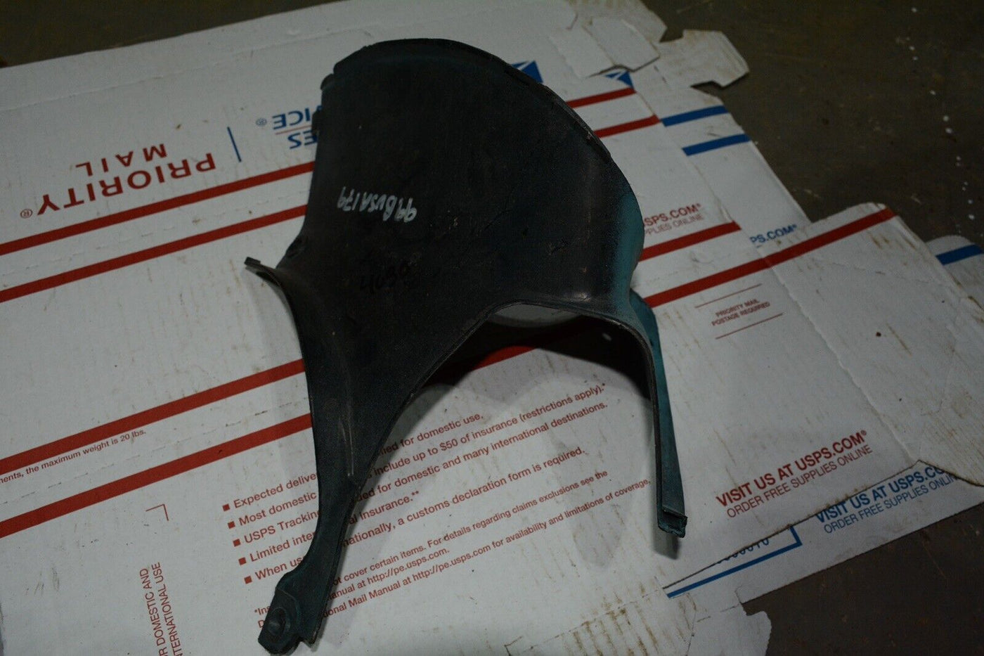 06 Suzuki GSX 1300 R GSX1300 Hayabusa Right side cowl fairing dash cover inner