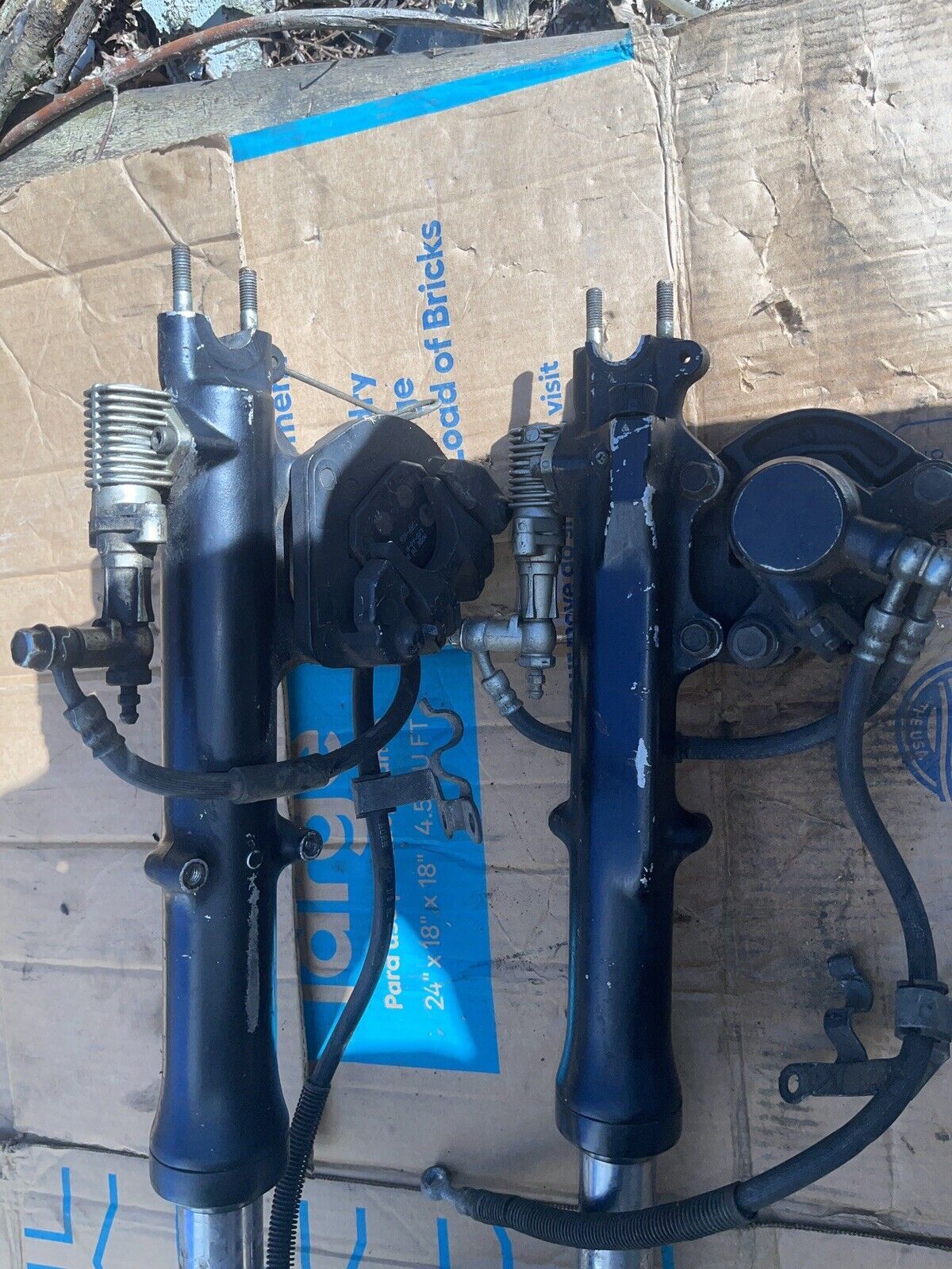 1983 Suzuki GS 1100E GS1100 GS 1100 E GS1100 FORKS FRONT END BRAKE CALIPERS