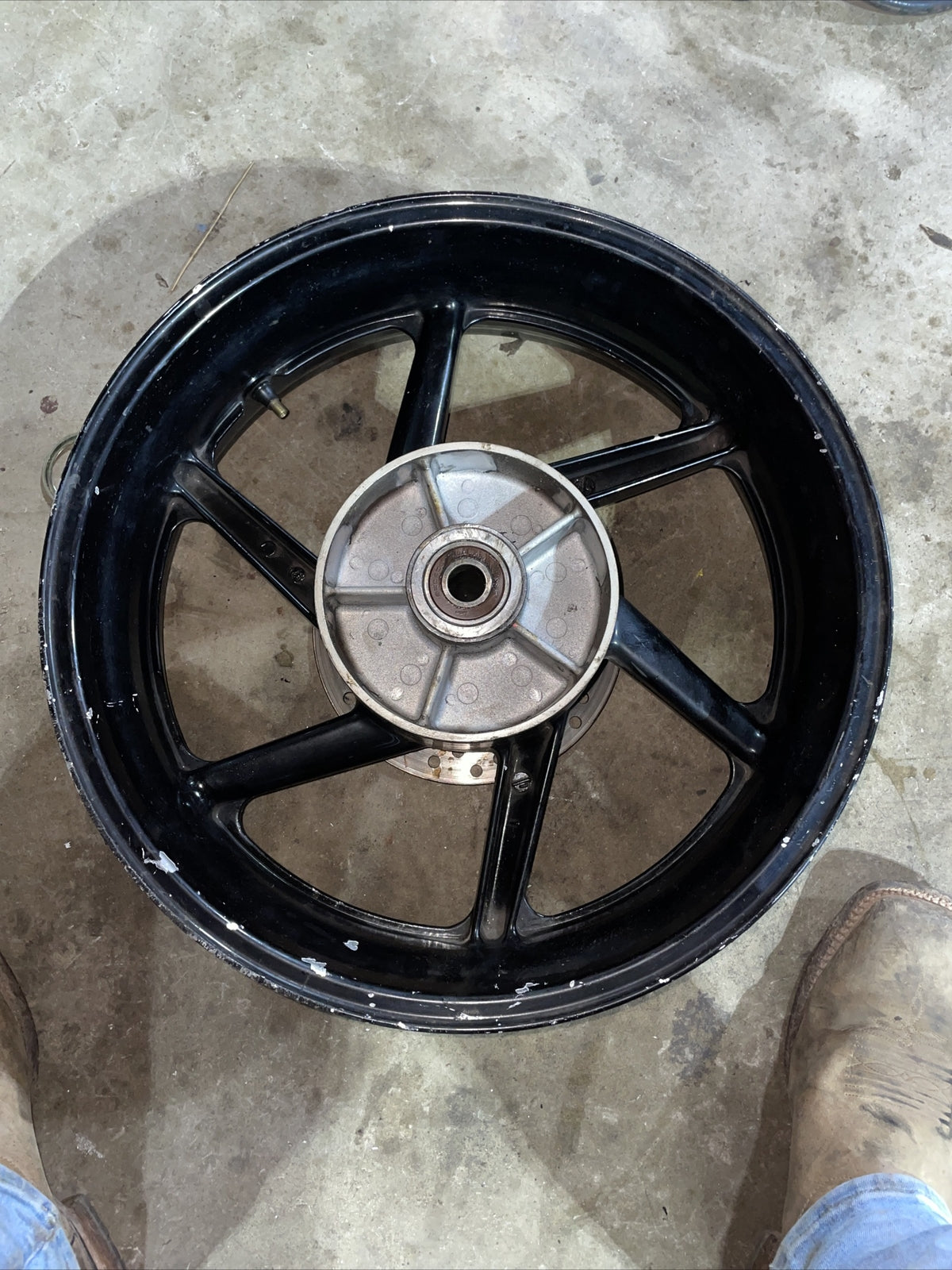 HONDA 93 94 95 CBR 900 RR CBR900 CBR900RR REAR WHEEL RIM OEM BLACK