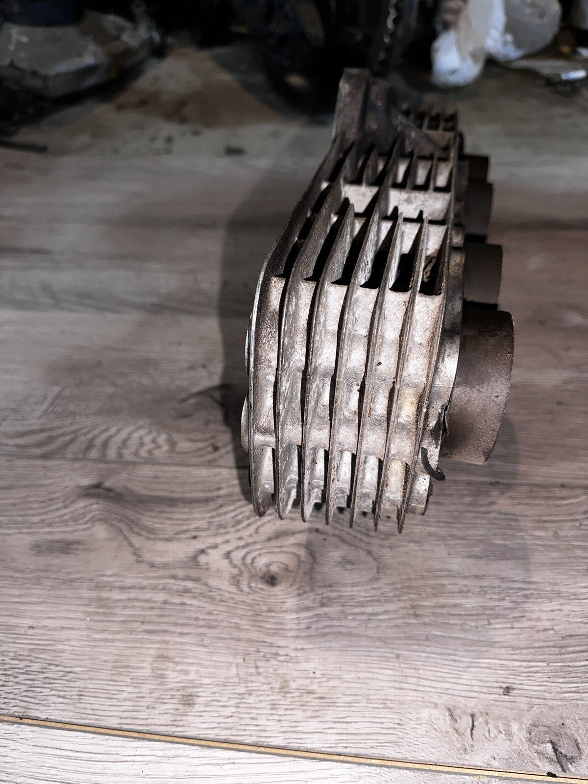 Kawasaki KZ650 KZ 650 B3 1979 79 cylinders jugs engine motor