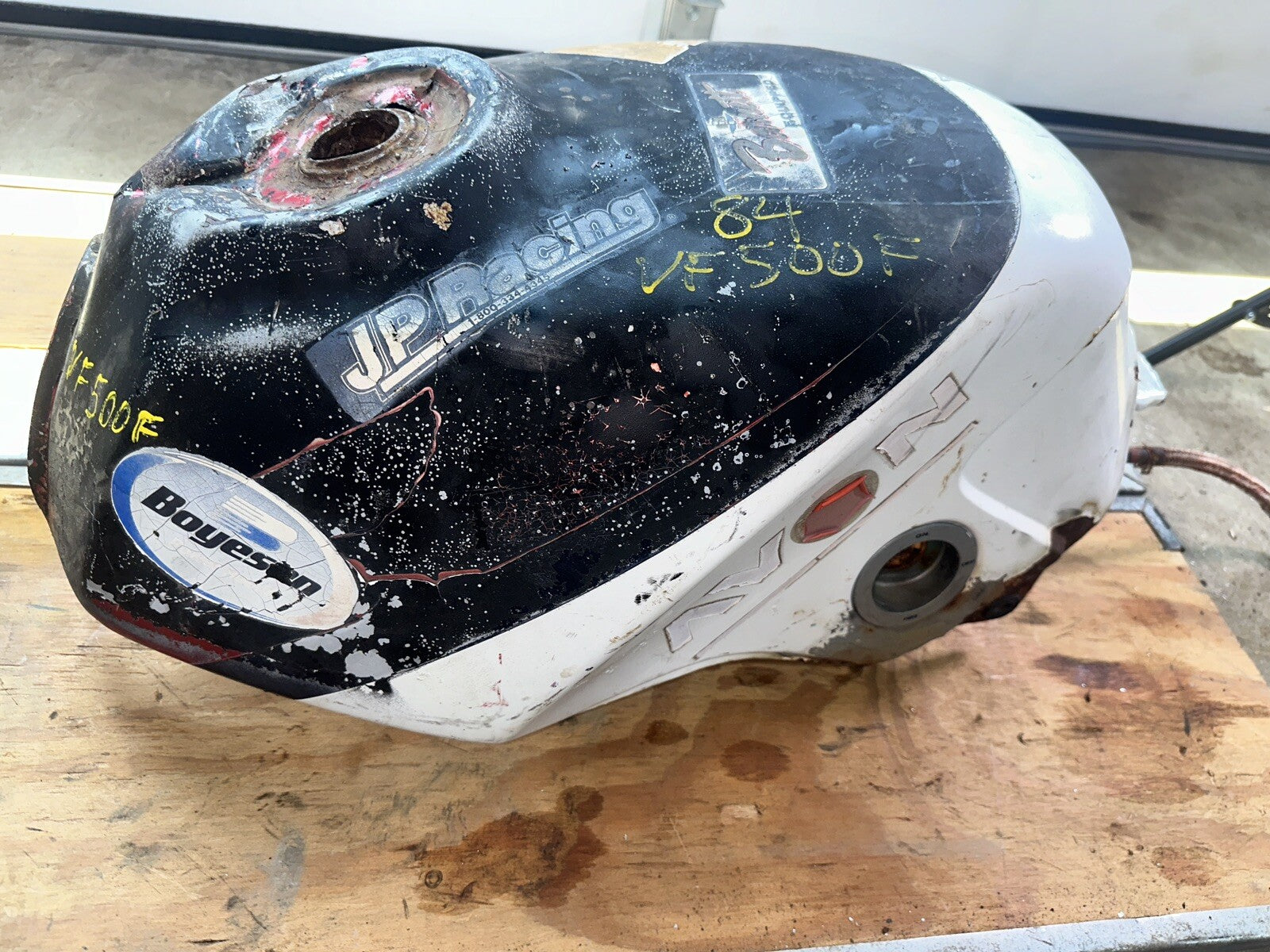 84 - 85 Honda VF500F Interceptor Gas Tank Fuel Cell Petrol Reservoir OEM