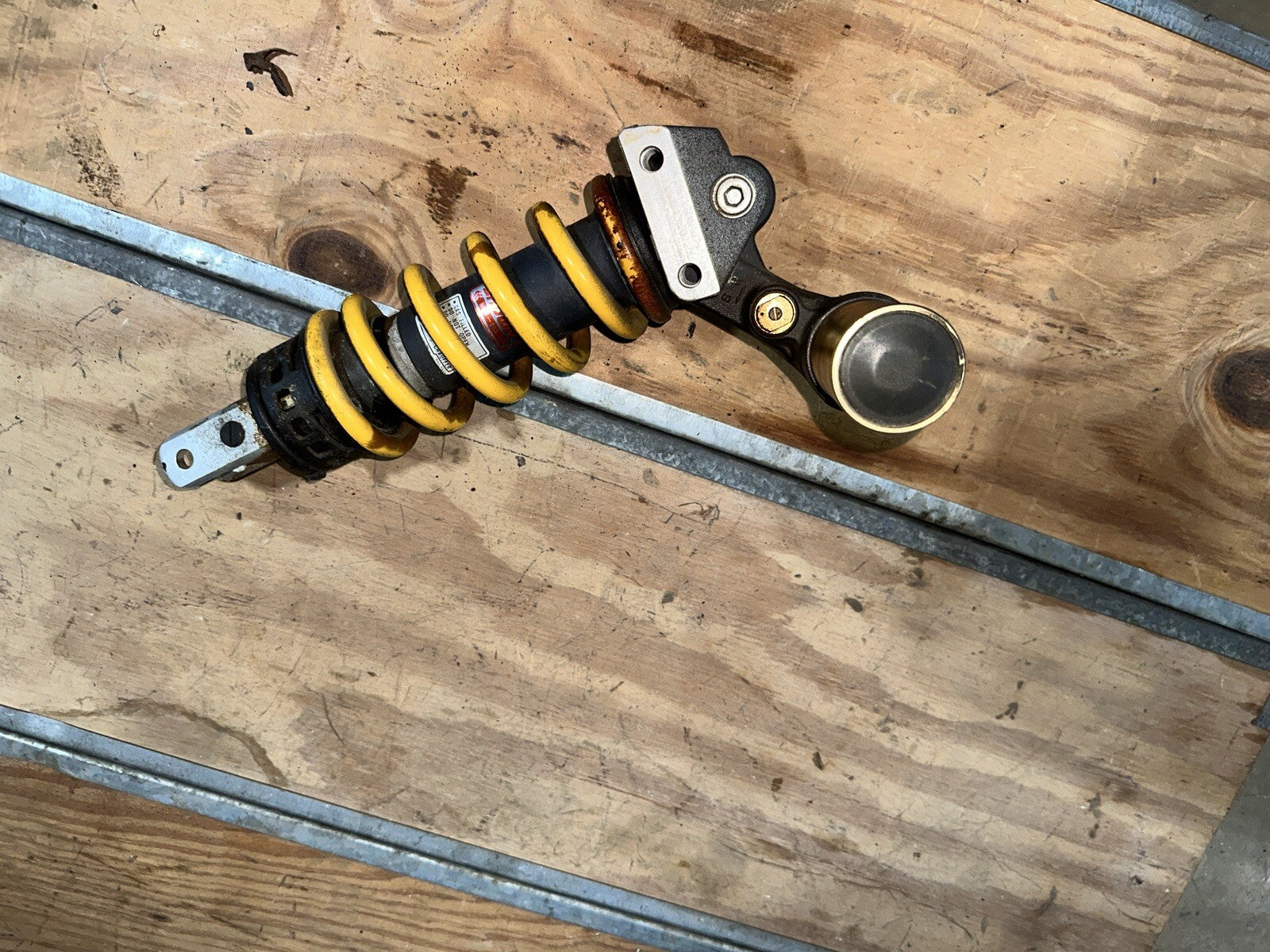 2003 2004 Honda Cbr600rr Rear Back Shock Absorber Suspension 52400-mee-003