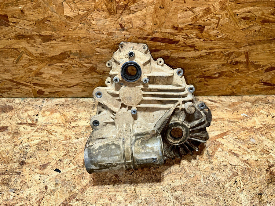 Polaris RZR XP 1000 20 HIGHLIFTER  left Transmission Gear Case Housing 3236544