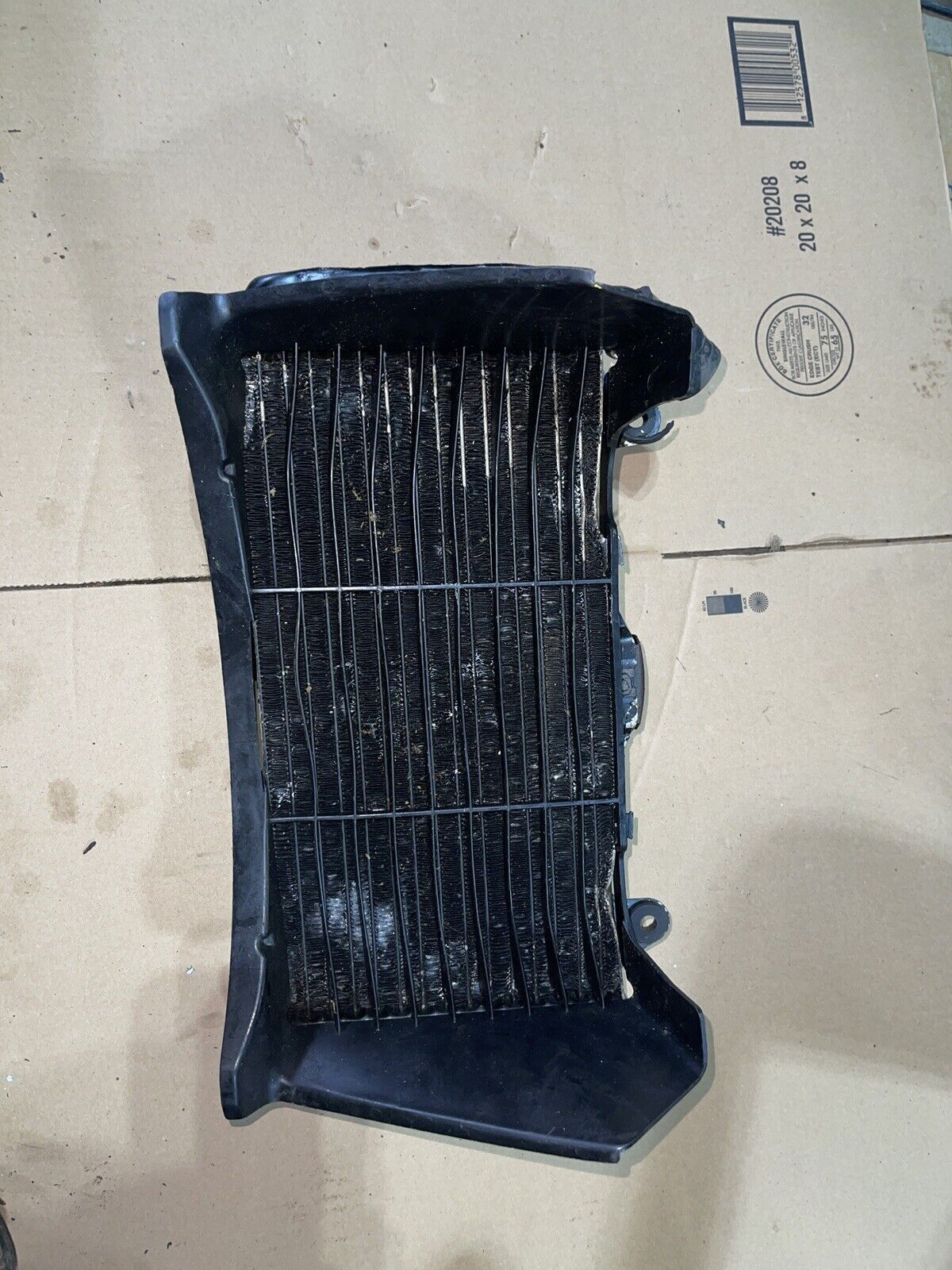 YAMAHA FZ750 1987 1988 87 88 COOLANT WATER RADIATOR