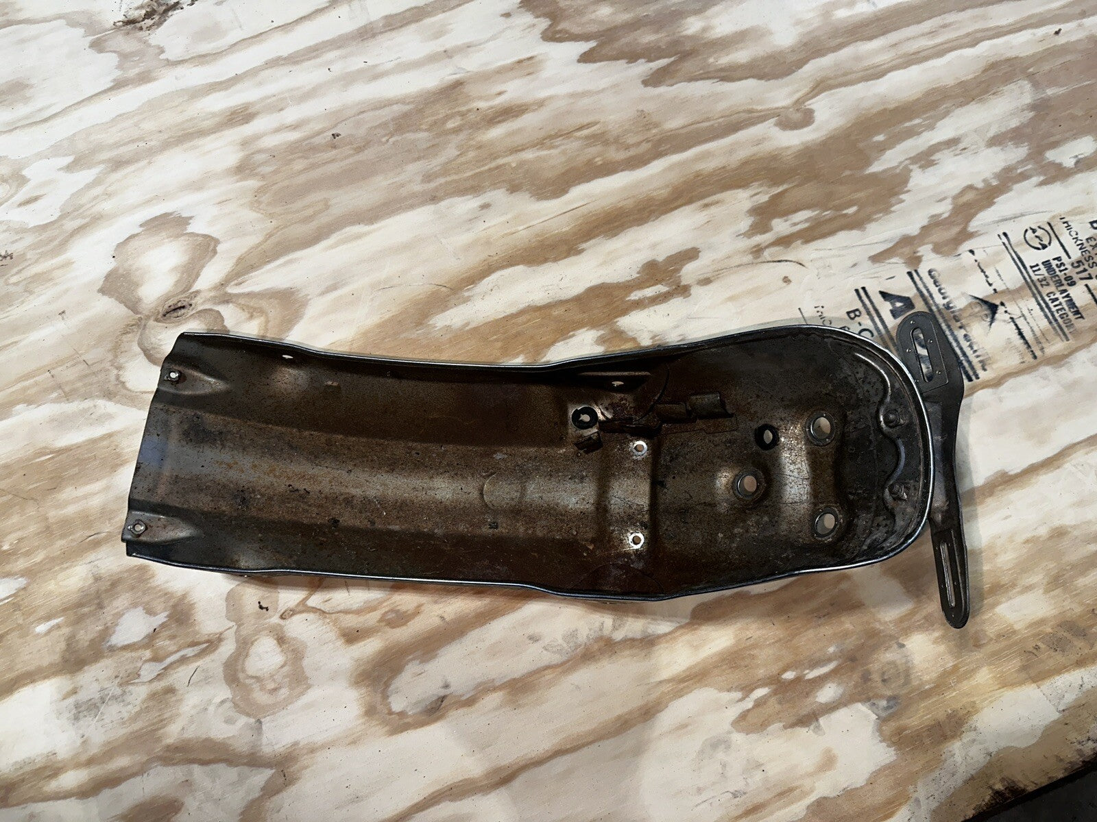 84-87 YAMAHA VIRAGO 700 XV700 REAR BACK WHEEL FENDER MUD GUARD