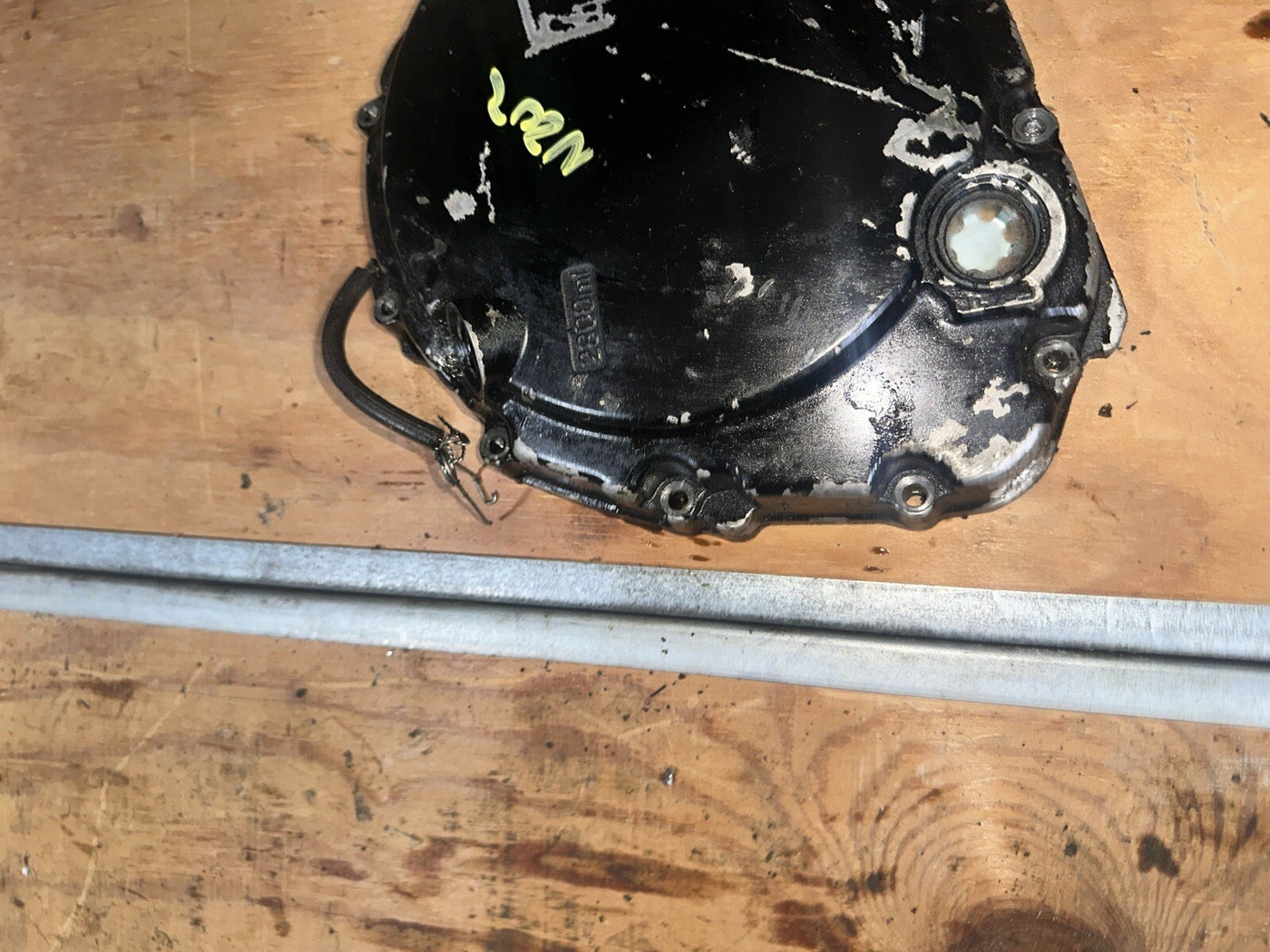 04-05 SUZUKI GSXR600 CLUTCH SIDE ENGINE MOTOR COVER