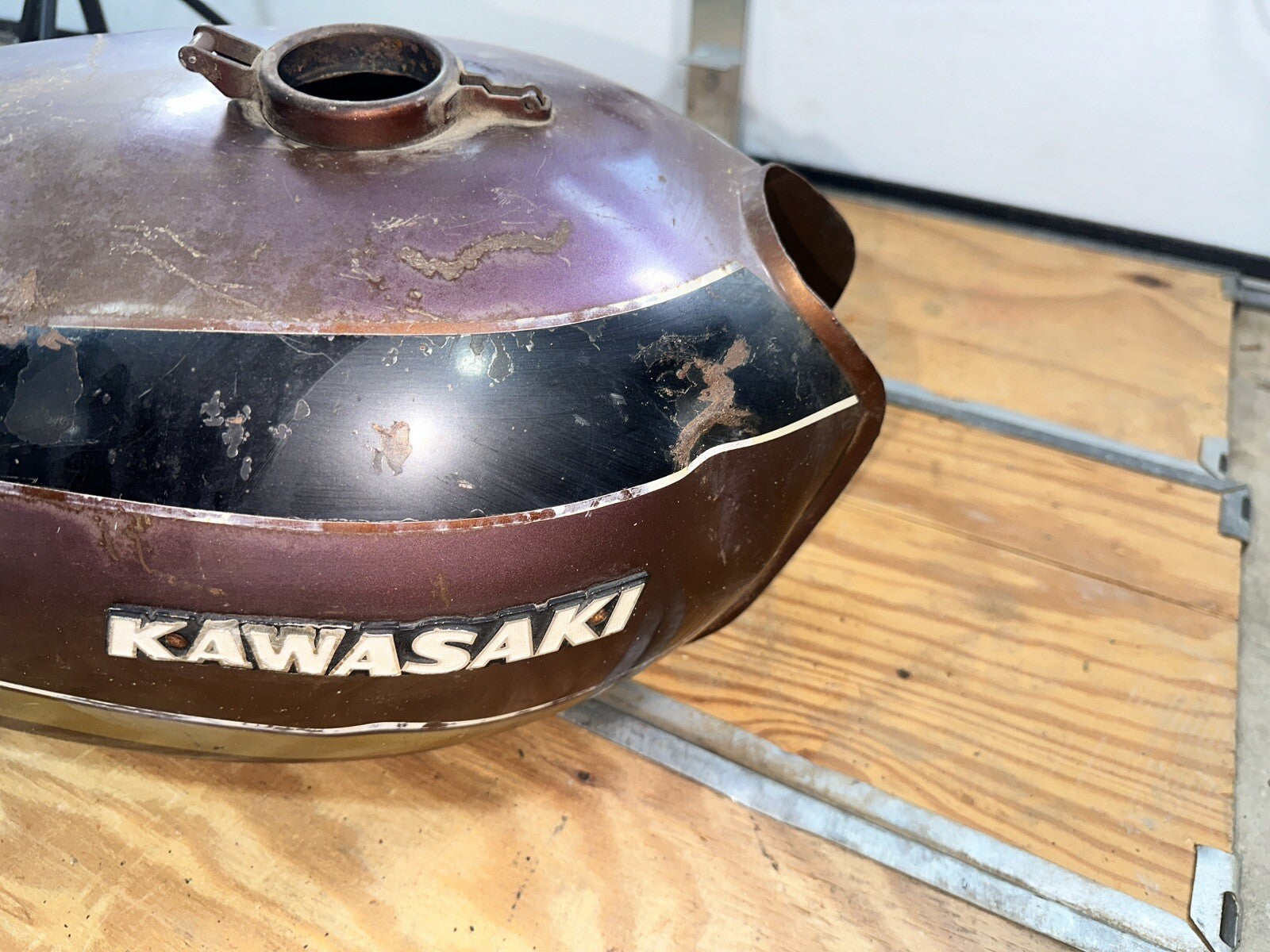 1974-77 Kawasaki KZ400 KZ 400 Gas Tank Fuel
