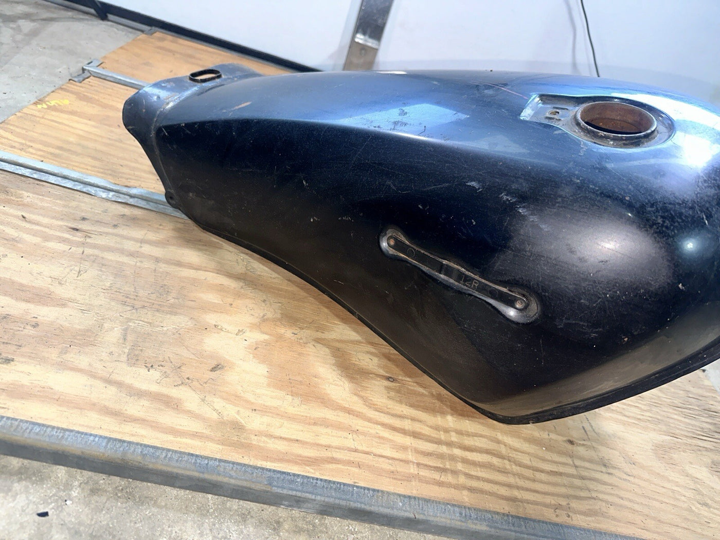 82 Yamaha XS400 XS XJ 400 XJ400 Maxim Gas Fuel Petrol Tank