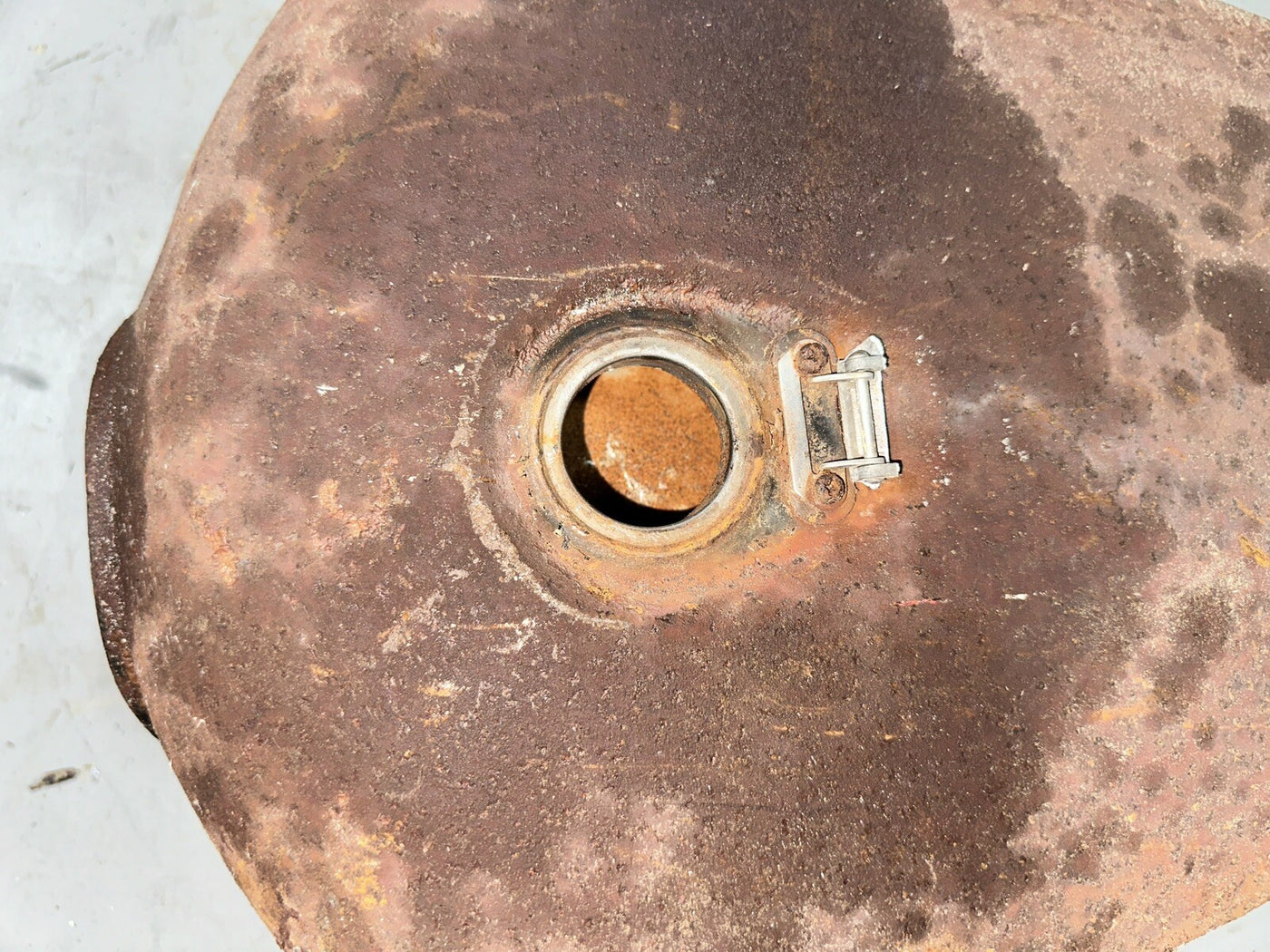 85 Honda VF500 VF 500 C V30 Magna Gas Fuel Petrol Tank 