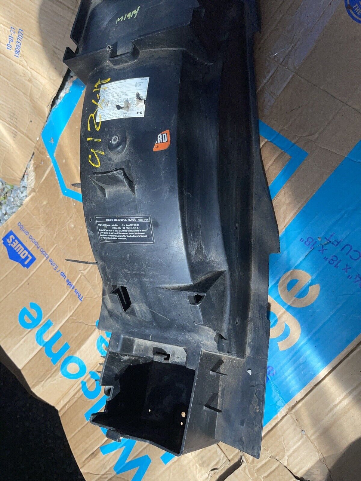 1991 KAWASAKI NINJA ZX11 REAR BACK TAIL UNDERTAIL BATTERY TRAY PLASTIC