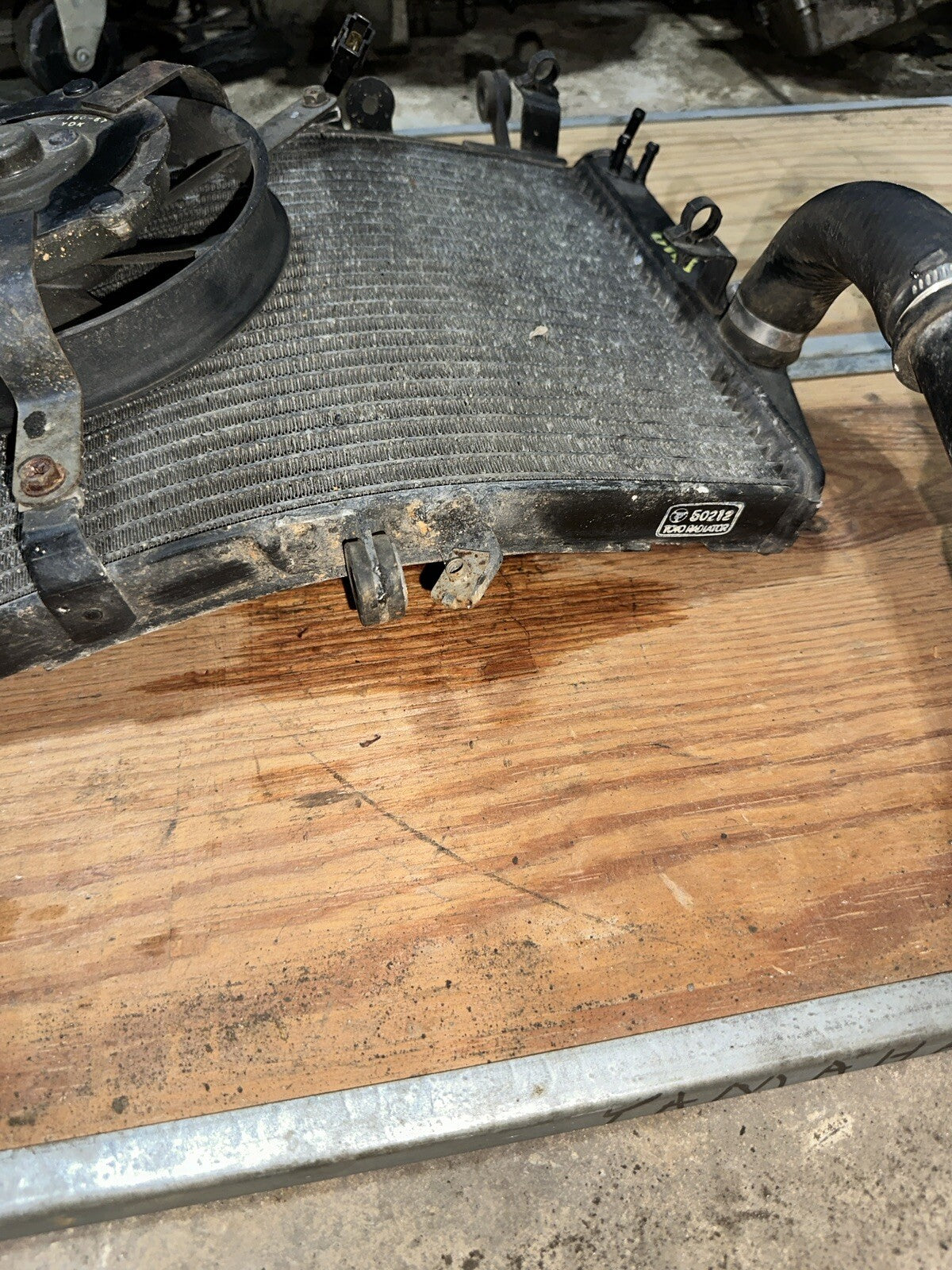 2003-05 Yamaha Yzf R6 Engine Radiator Motor Cooler Cooling Radiater OEM