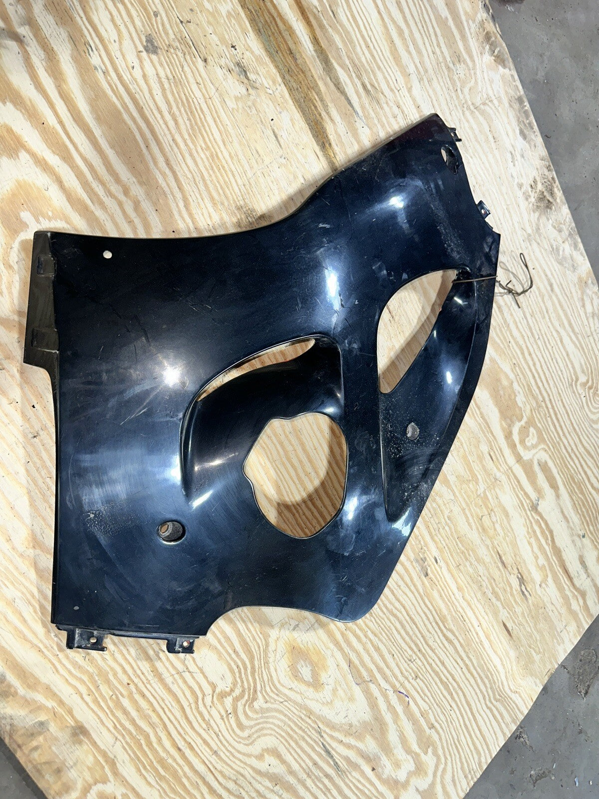 1996-1999 96-99 SUZUKI GSXR750 LEFT LOWER MID UPPER SIDE FAIRING COWL PLASTIC 