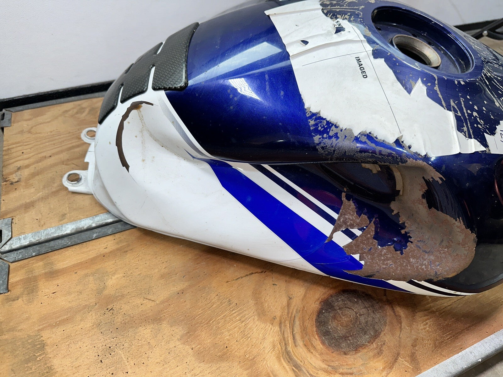 96-00 Bandit 1200S GAS TANK FUEL CELL PETROL RESERVOIR GREEN OEM