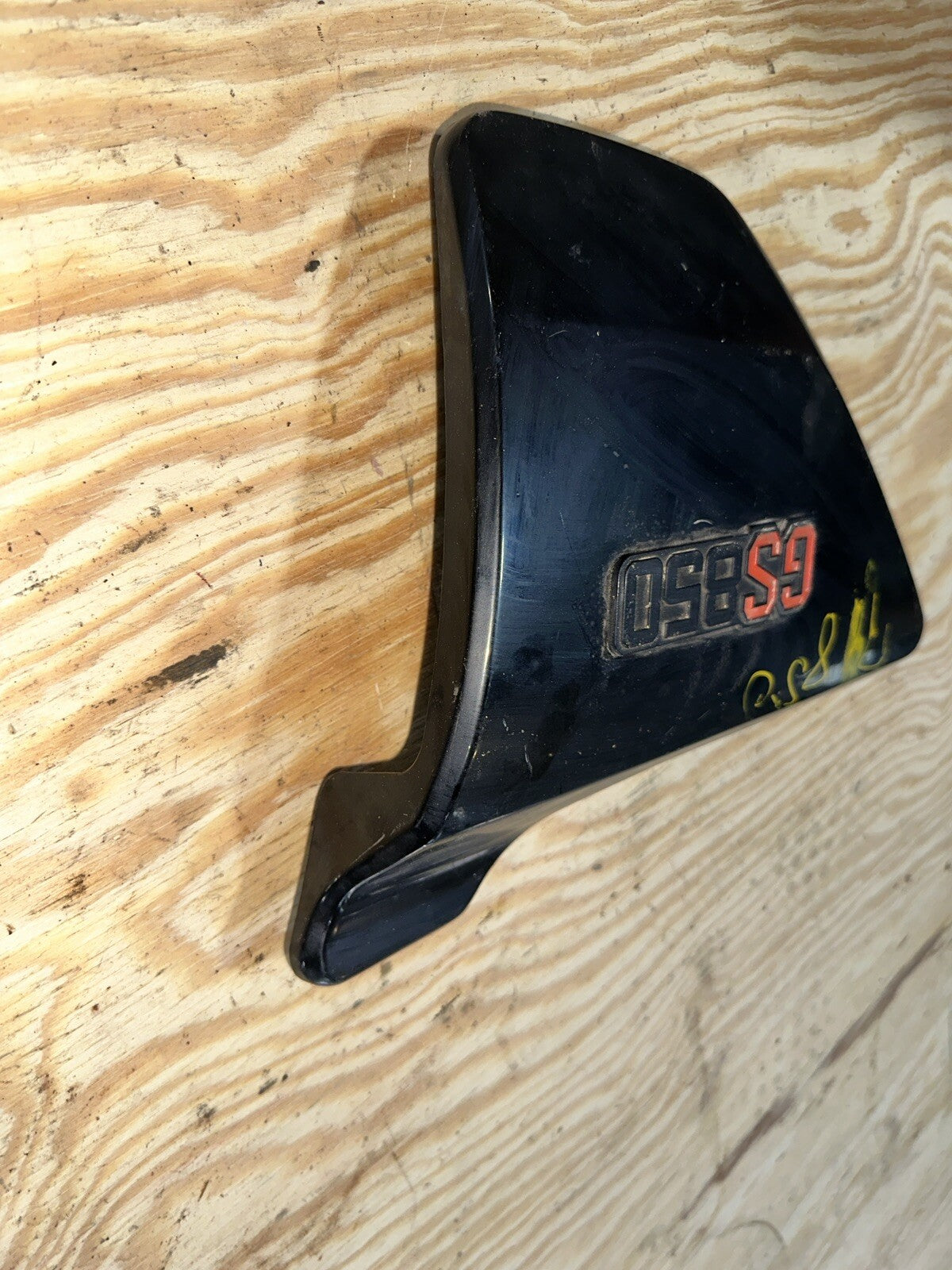 1979-1981 Suzuki GS850 Blue Right Side Cover Emblem OEM