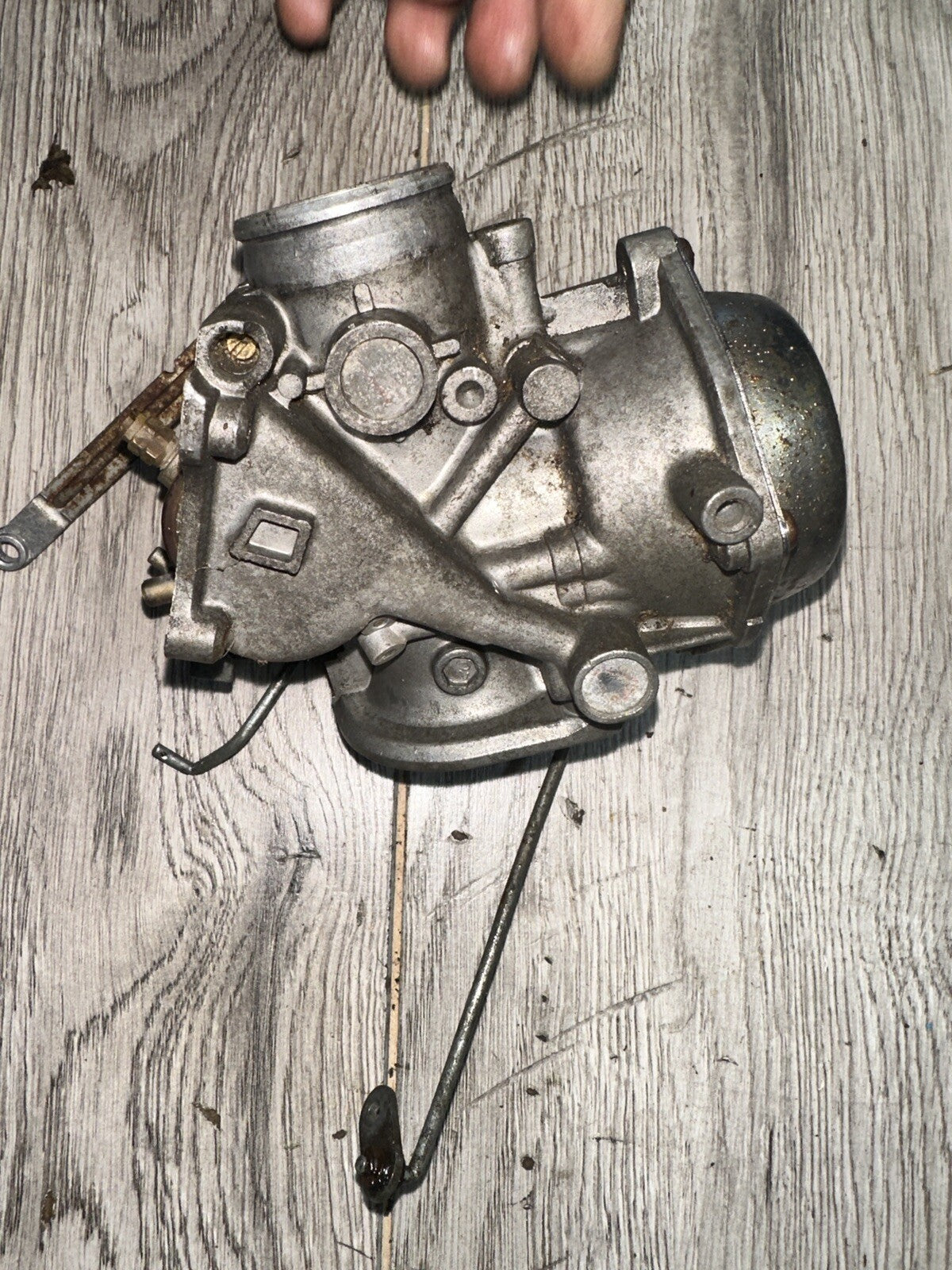 84- 85 Honda VF700 Carburetor Carb Throttle Body OEM SINGLE
