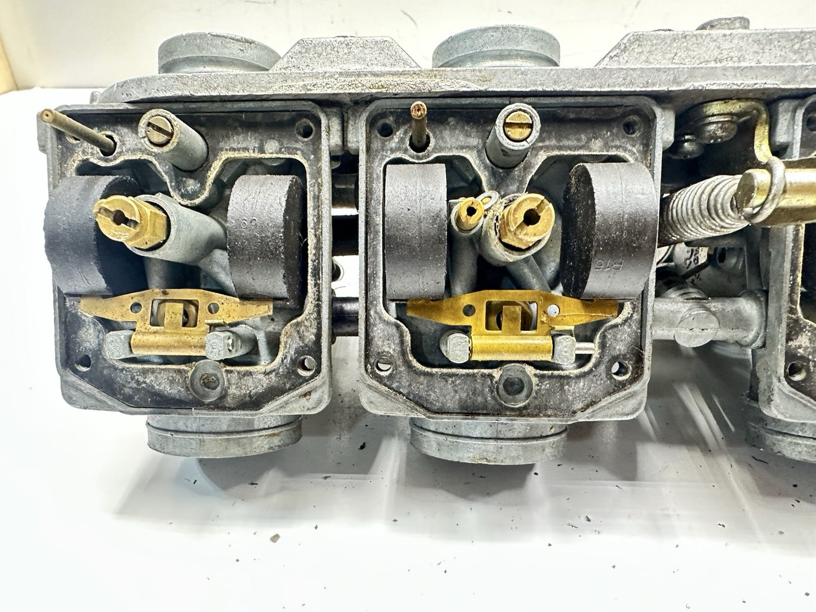 1979 SUZUKI GS750 GS 750 EC INTAKE CARBURETOR CARBS