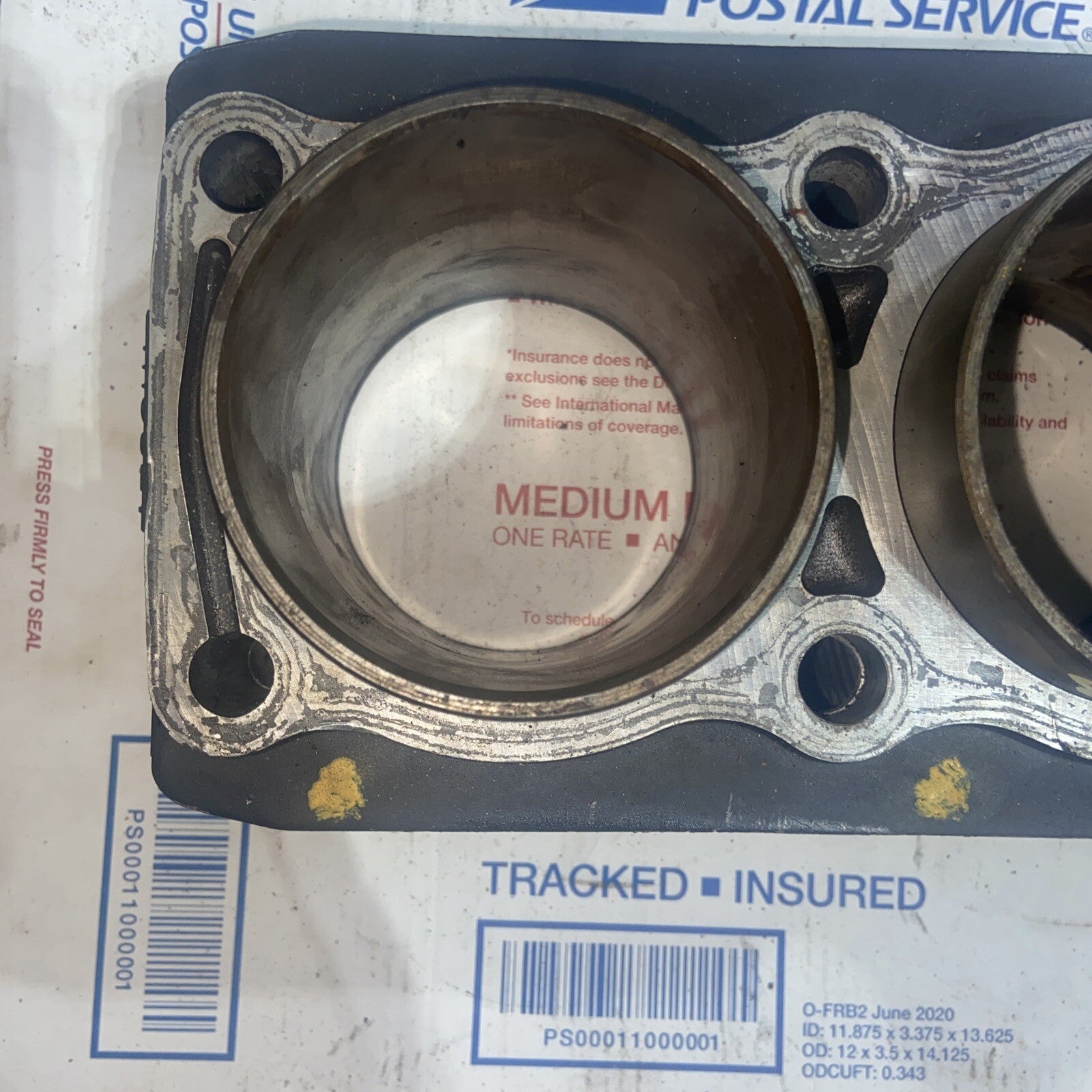 1989 Suzuki GSXR ENGINE MOTOR PISTON CYLINDERS BLOCK JUG