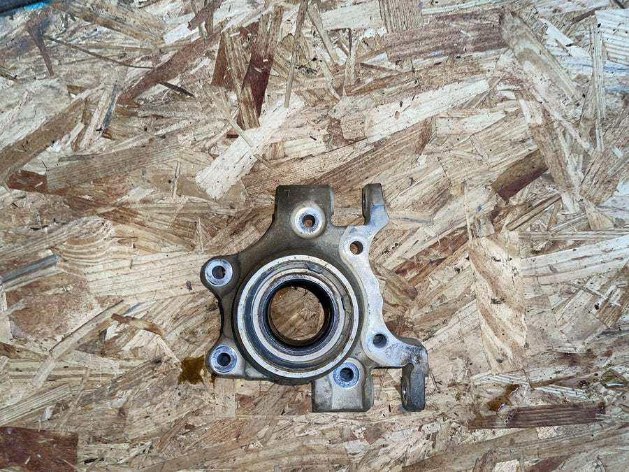 Polaris RZR XP 1000 Eps 20 Left Rear Wheel Carrier Bearing Spindle 5140634