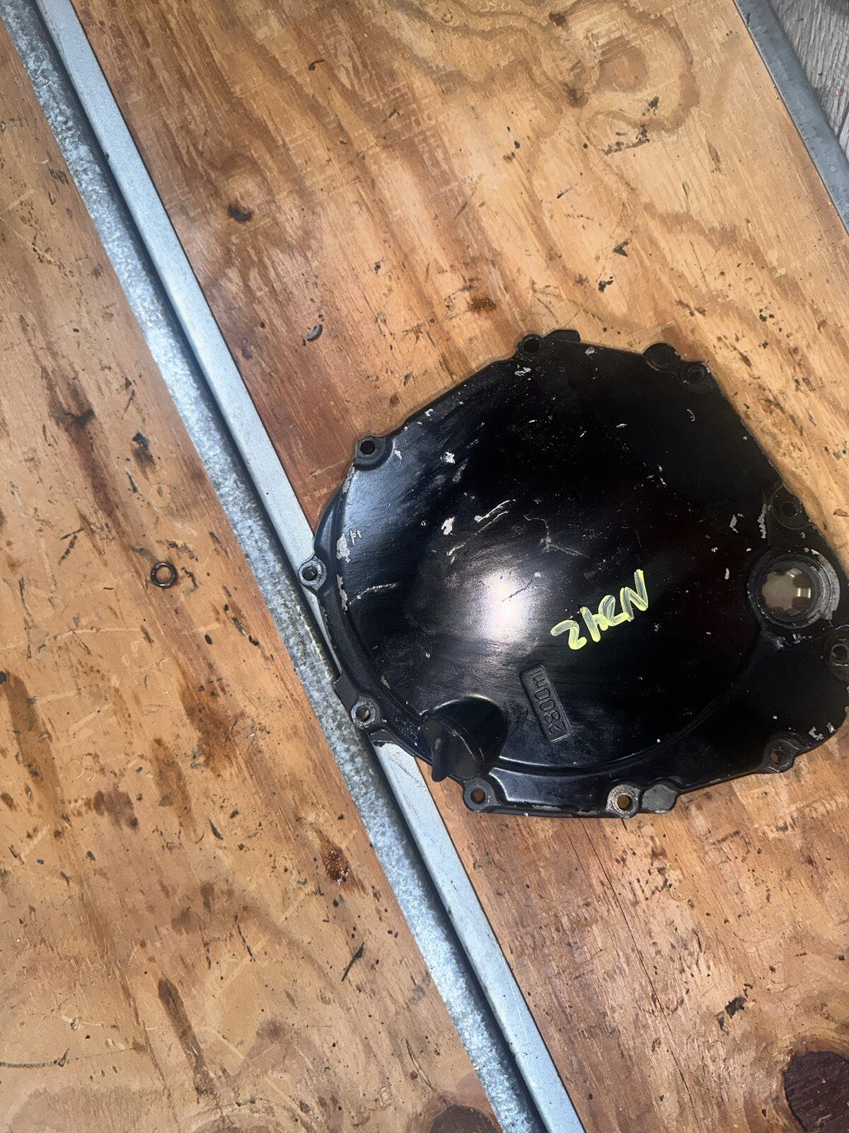 04 05 2004 2005 Suzuki Gsxr 600 750 Clutch Cover Engine Side Motor Oem