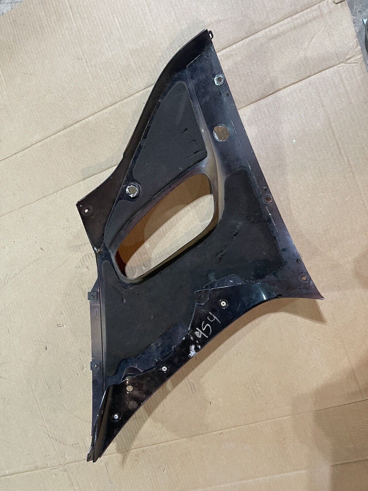 99 00 01 02 Yamaha R6 YZF-R6 OEM right Side mid fairing red