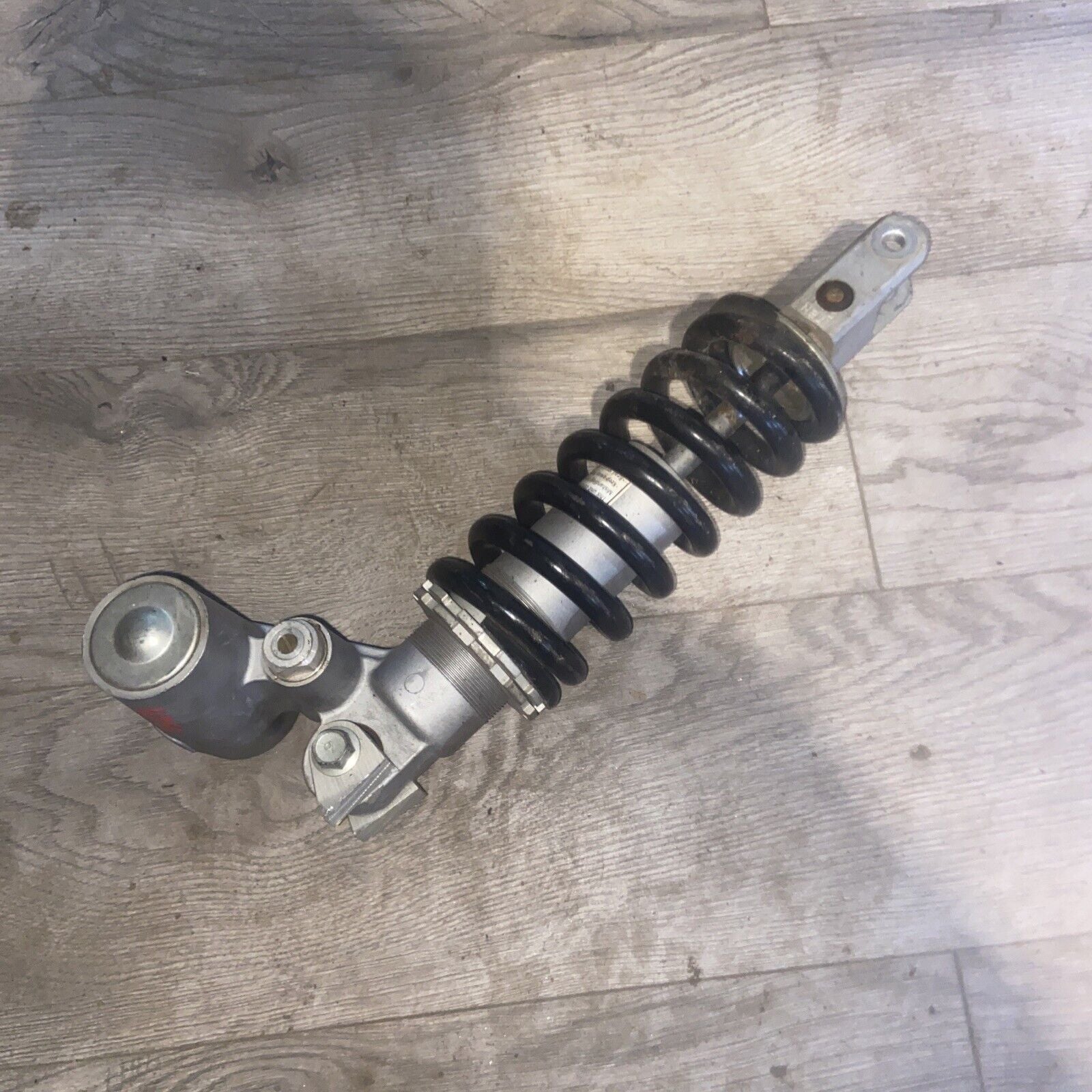 2001 Suzuki GSXR750 Rear Shock Spring Suspension Damper Absorber