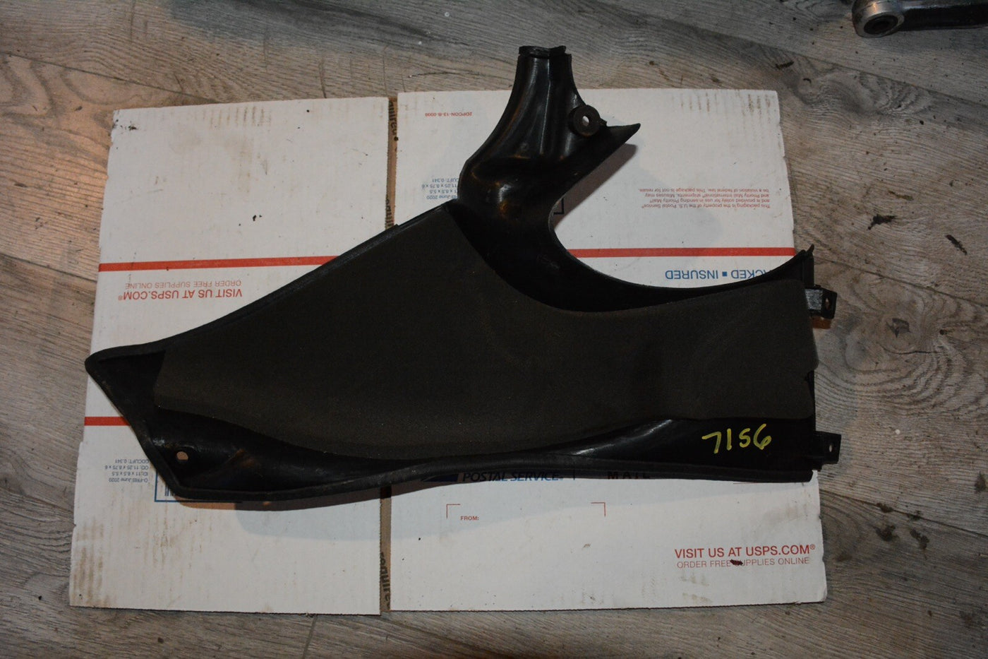 93-01 kawasaki zx 11 left speedometer cover trim