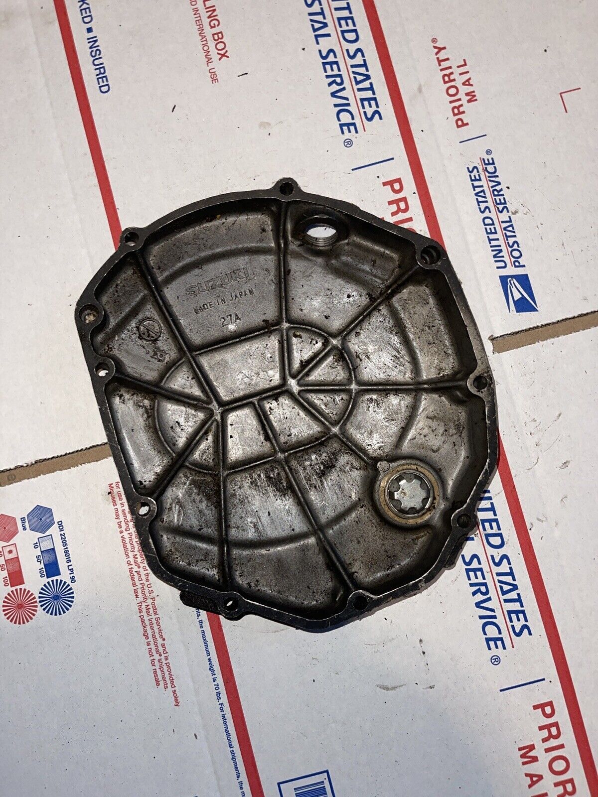 85 86 87 88 89 1989 SUZUKI GSXR 750 OEM engine clutch cover side case