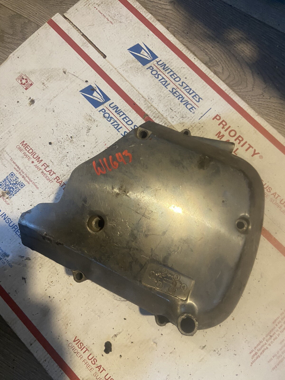 SUZUKI 1978 GS1000E LEFT ENGINE/MOTOR SPROCKET COVER