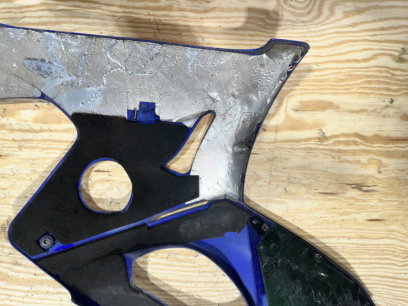 97-07 YAMAHA YZF600R RIGHT LOWER MID UPPER SIDE FAIRING COWL