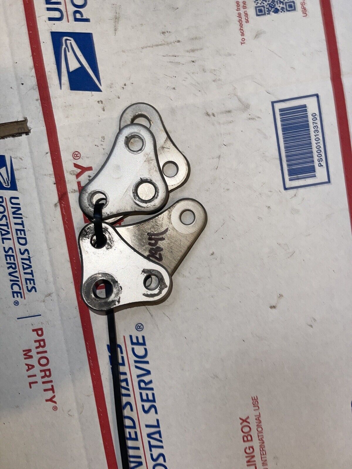 1988 - 1992 SUZUKI GSXR750 GSXR1100 OEM LOWER  ENGINE MOUNT FRAME BRACKET