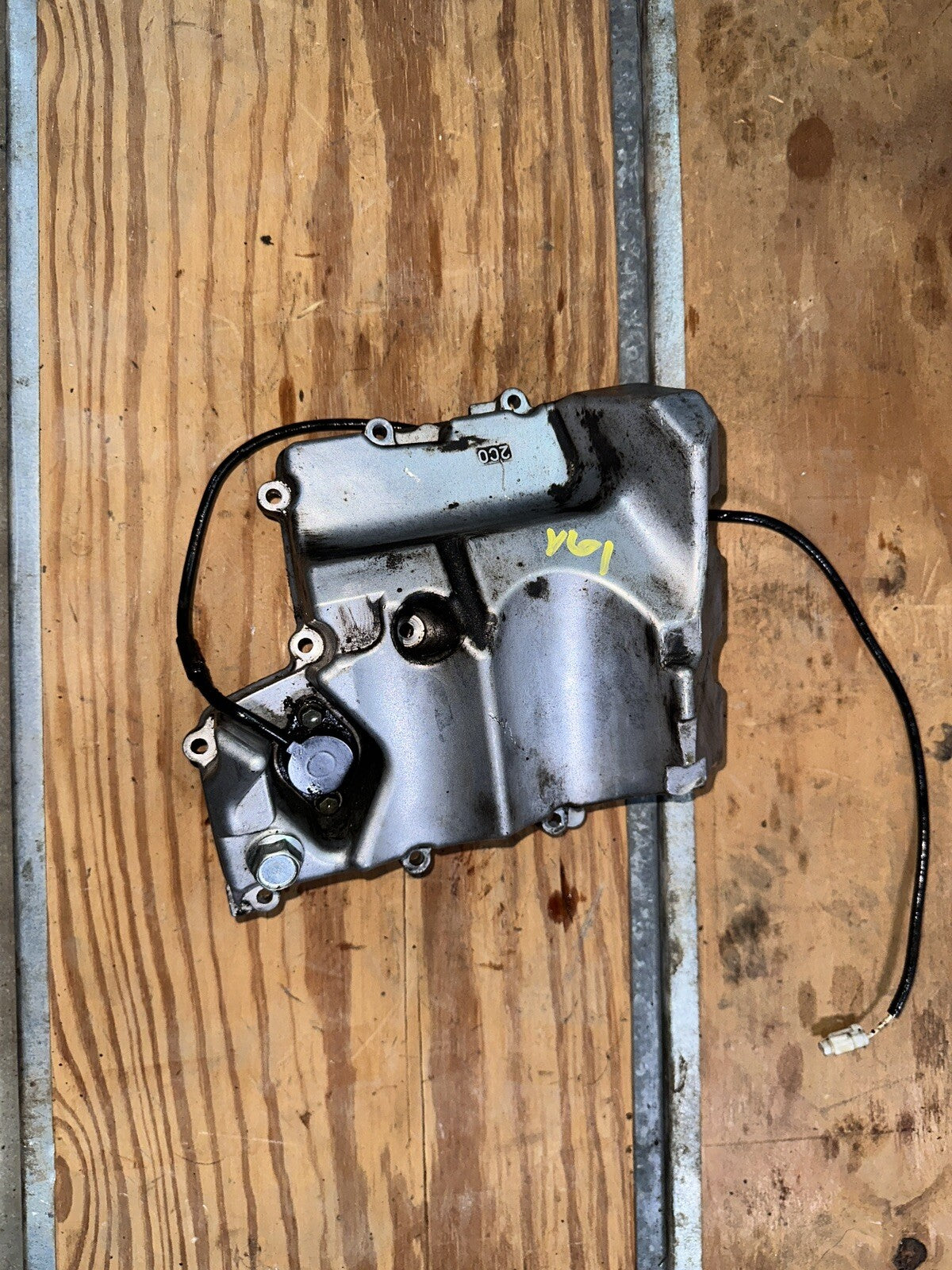 08-16 Yamaha Yzf R6 R6r Oil Pan