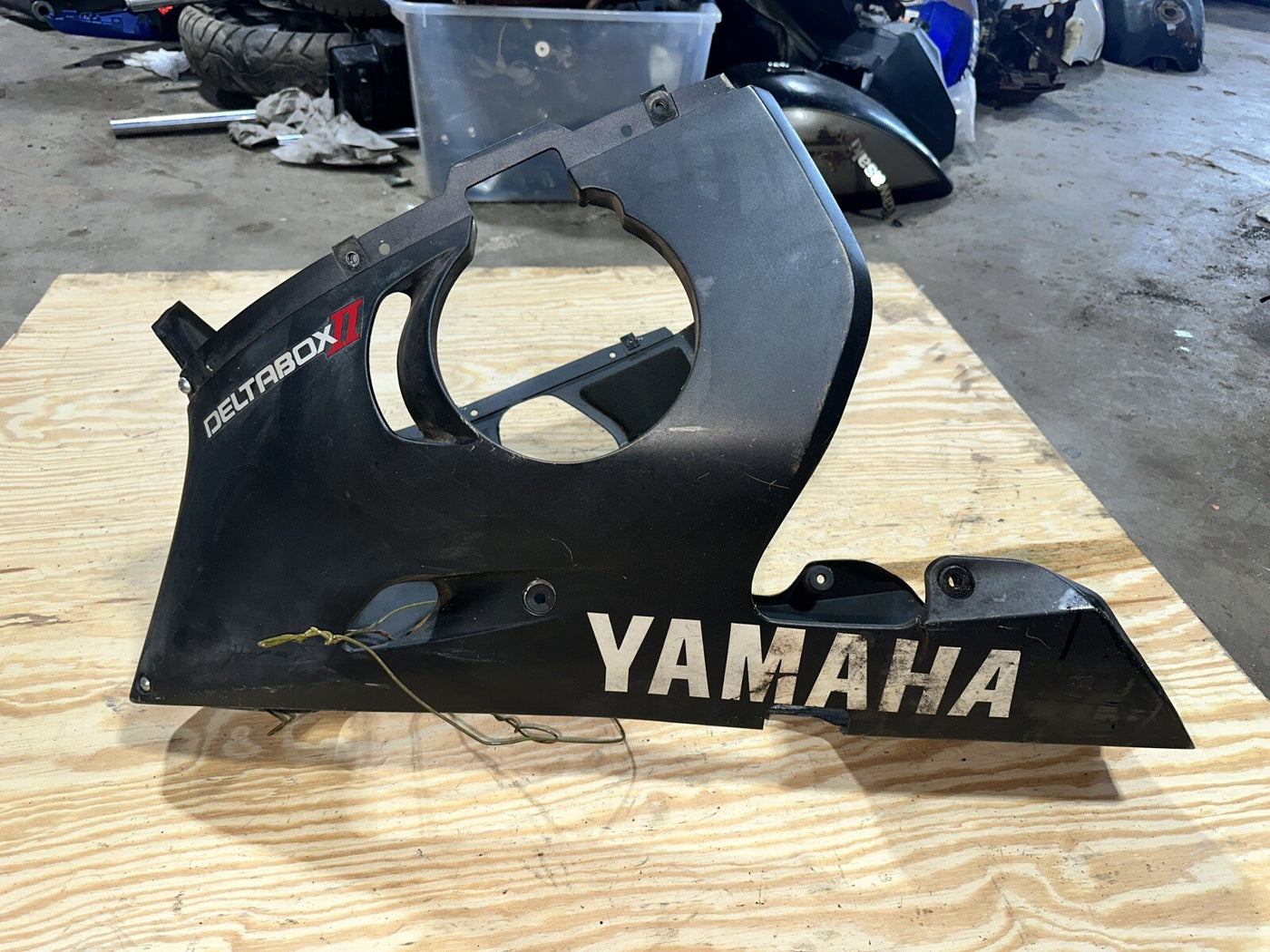 99-02 YAMAHA YZF R6 RIGHT LEFT LOWER BOTTOM BELLY SIDE FAIRING COWL